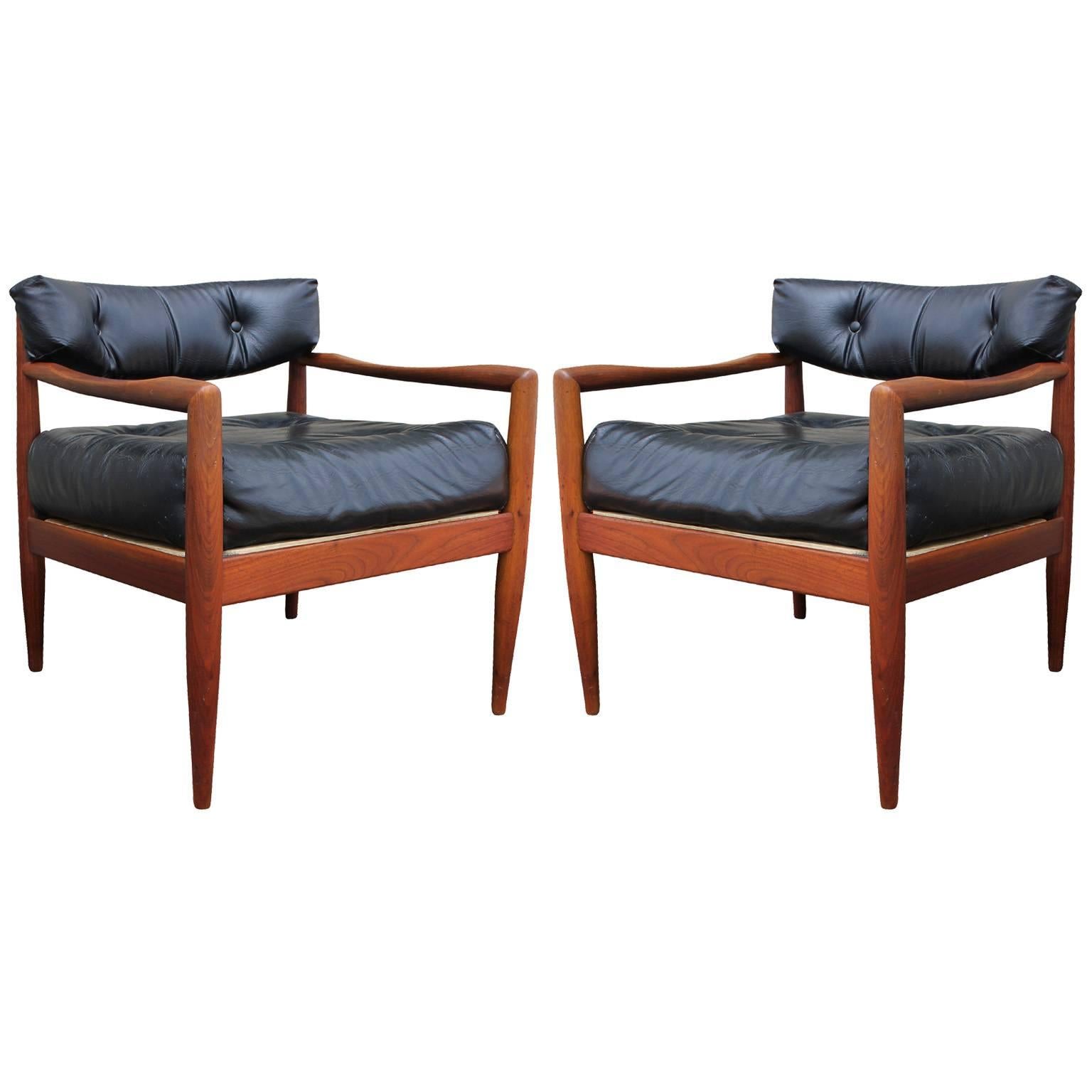 Sculptural Pair of Adrian Pearsall Walnut Lounge Chairs