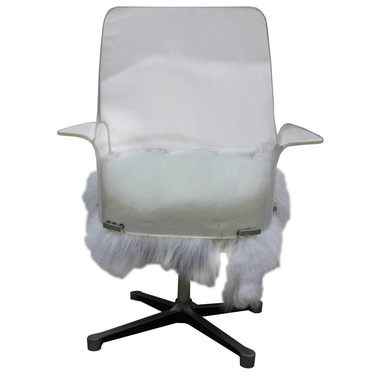 Luxe Lucite and Mongolian Sheepskin Swivel Lounge Chair In Good Condition In Houston, TX