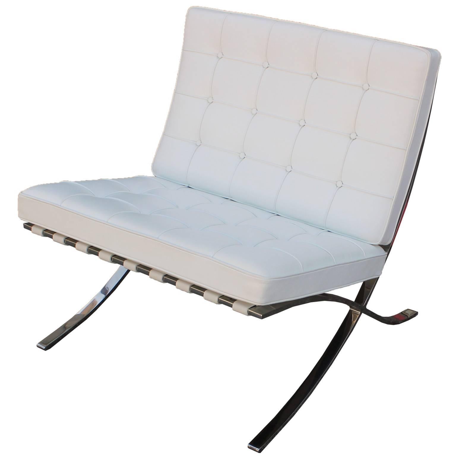 white leather barcelona chair