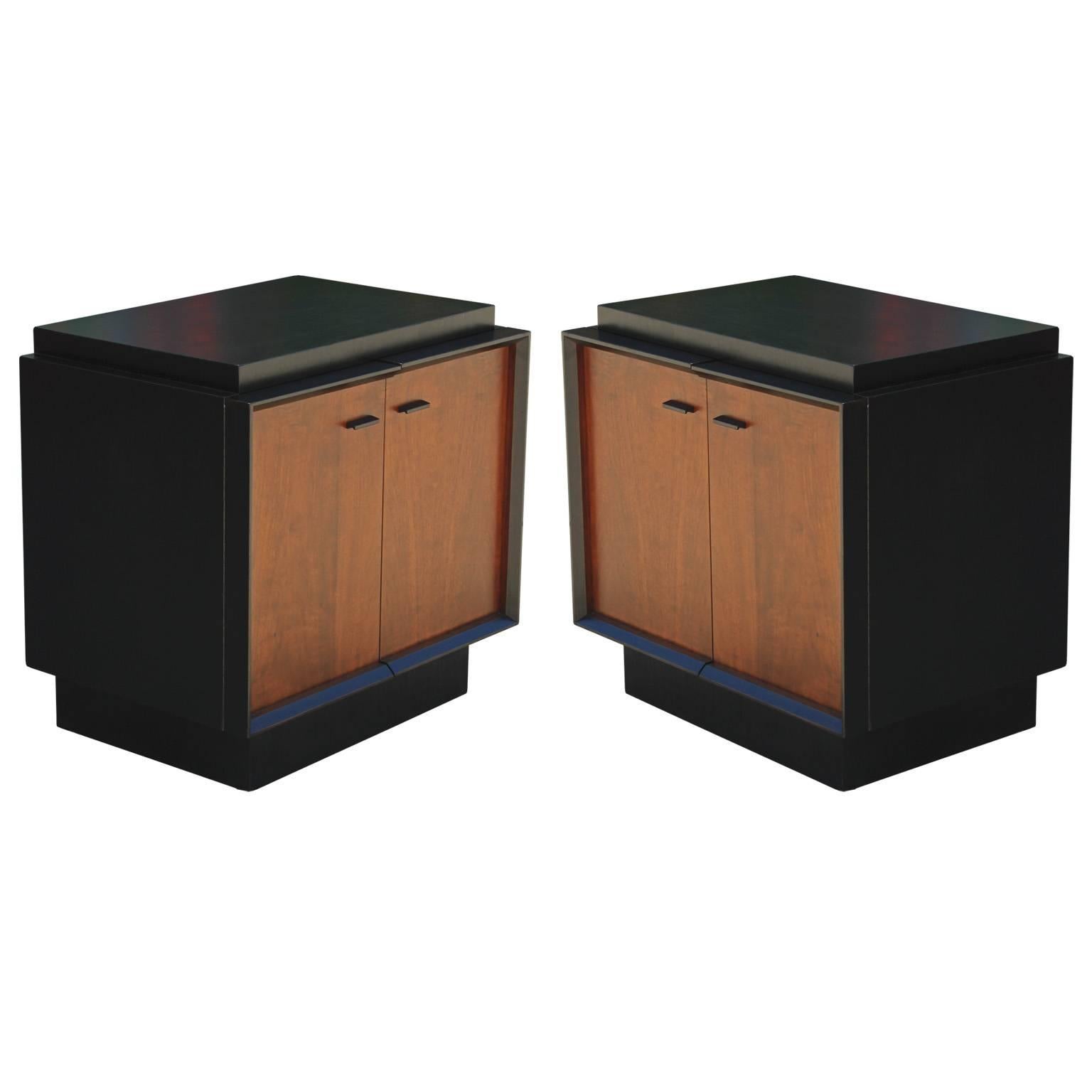 Sleek Pair of Two-Tone Side Tables or Nightstands