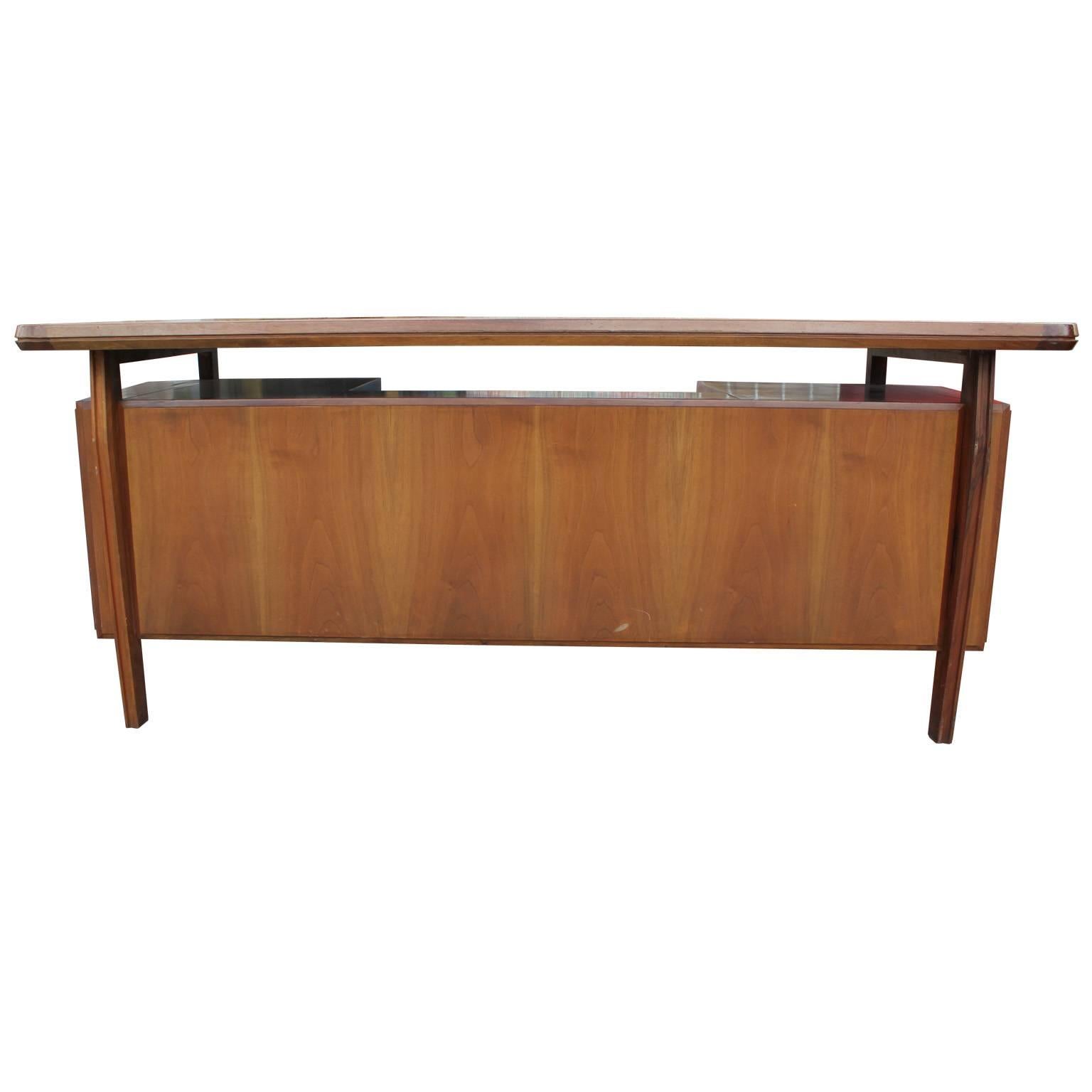 Modern Italian Gio Ponti Style Double Pedestal Desk Blonde Wood In Good Condition In Houston, TX