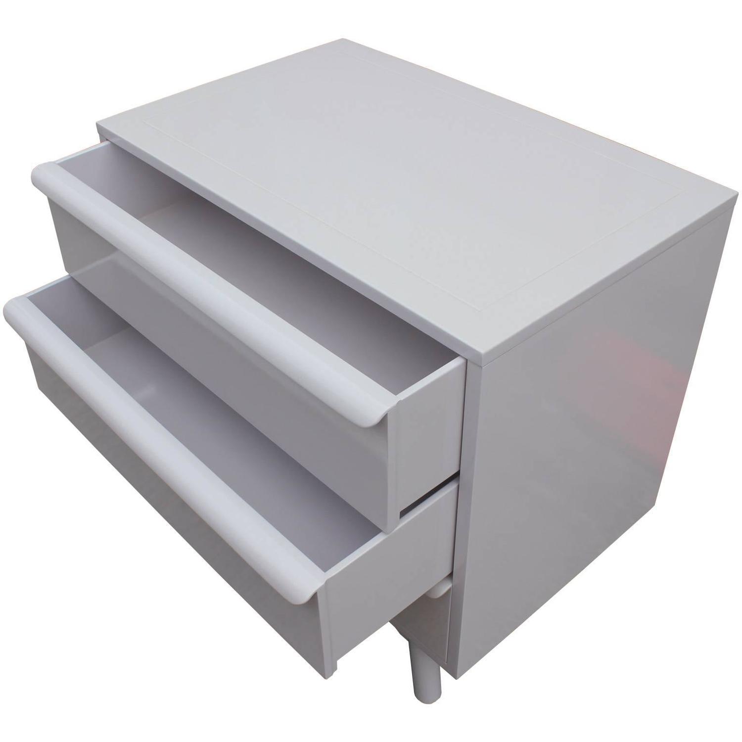 Lovely Pale Lavender Grey Lacquered Bachelor's Chest For Sale at 1stdibs