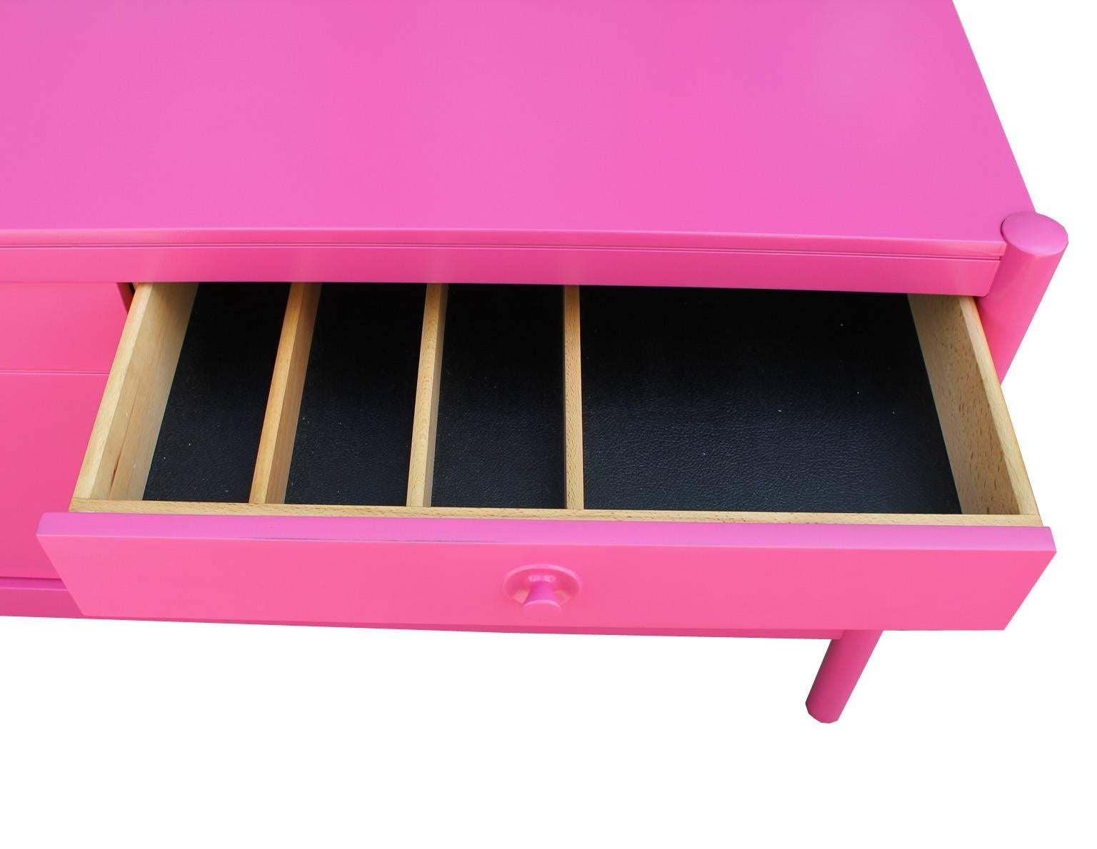 Mid-Century Modern Bold Hot Pink Lacquered Vintage Modern Sideboard / Credenza