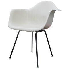 Iconic Pair of Early Eames Fiberglass Modern Bucket Chairs in White