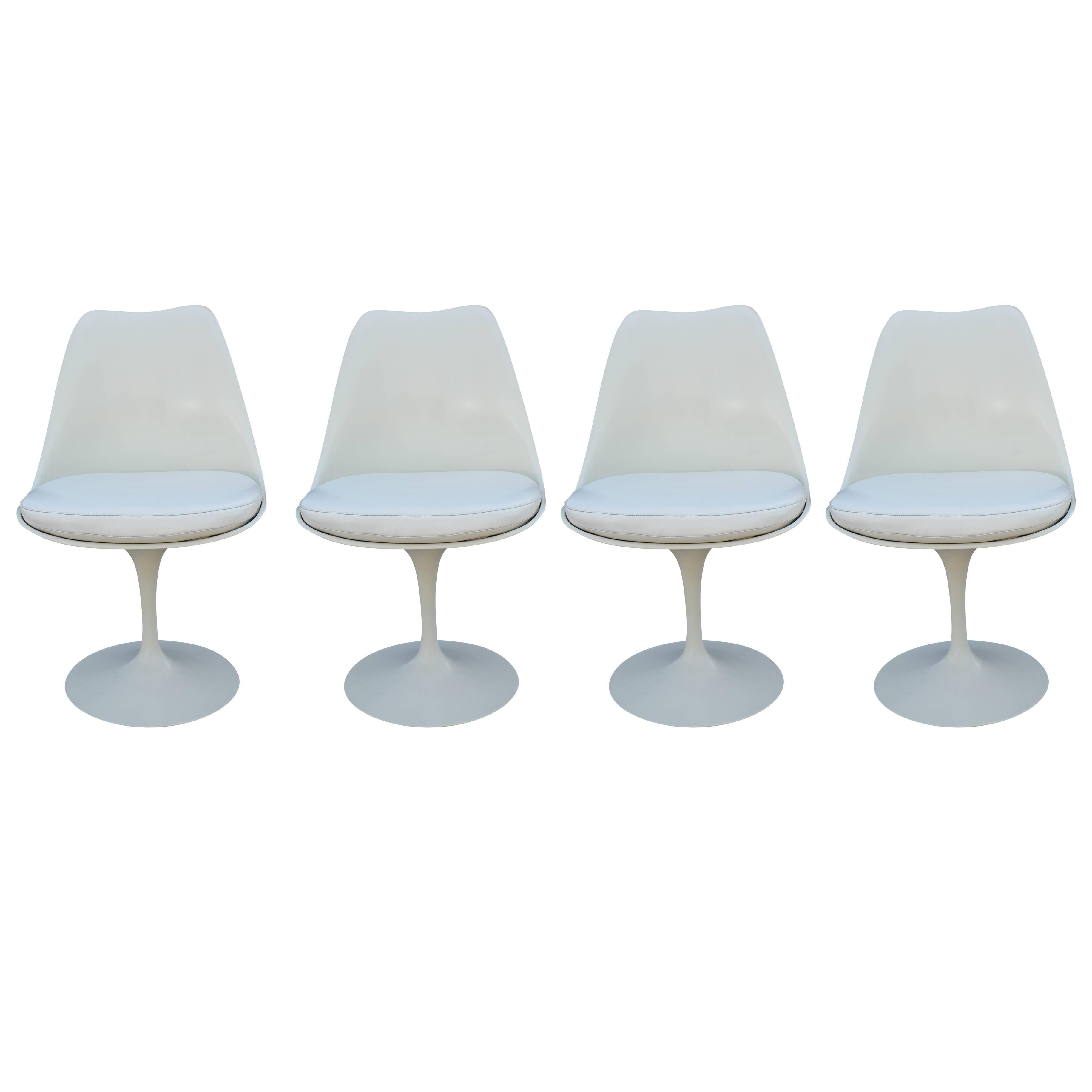 Set of Four Early Eero Saarinen Tulip Chairs by Knoll