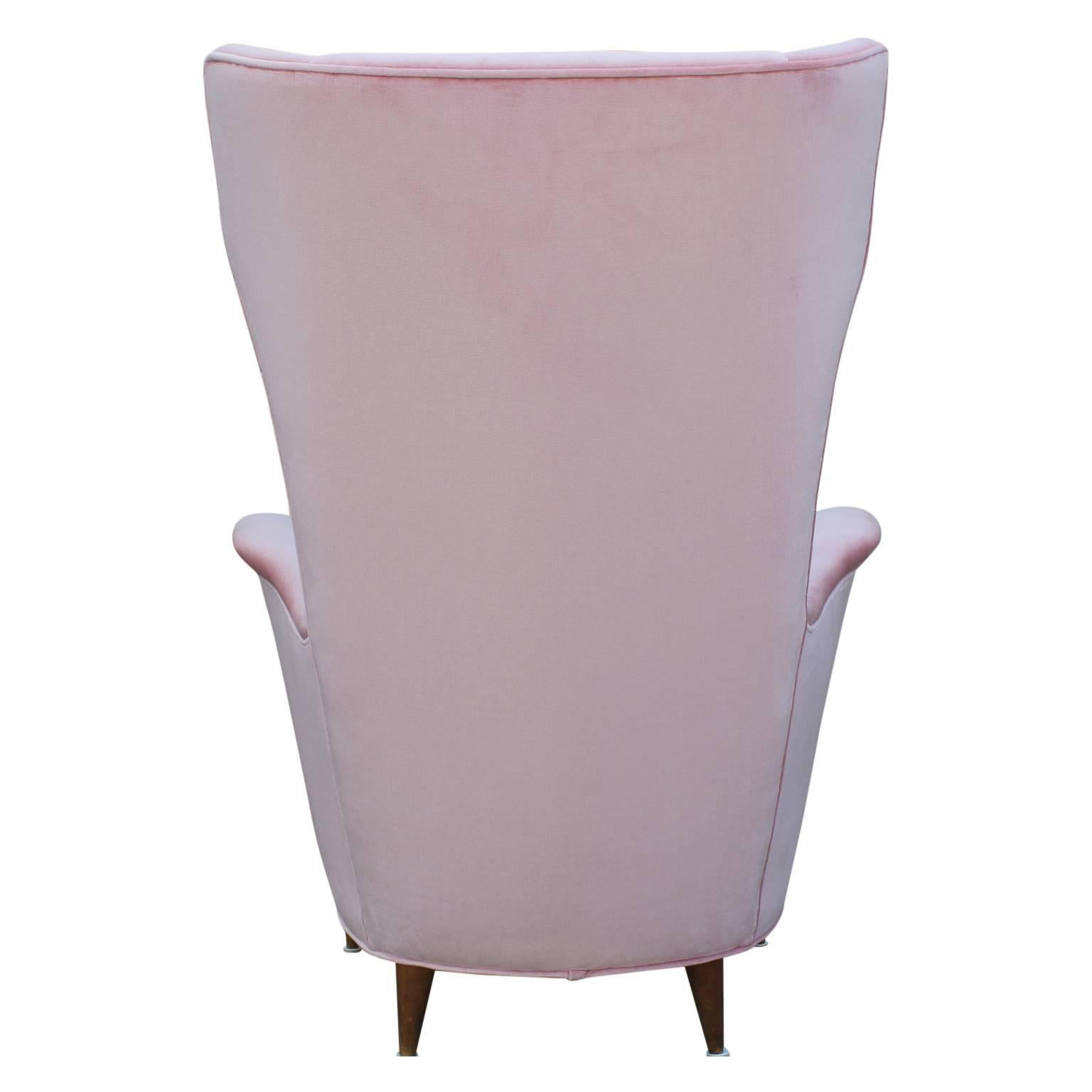 Pair of Italian Modern Wingback Chairs in Light Pink Velvet 2