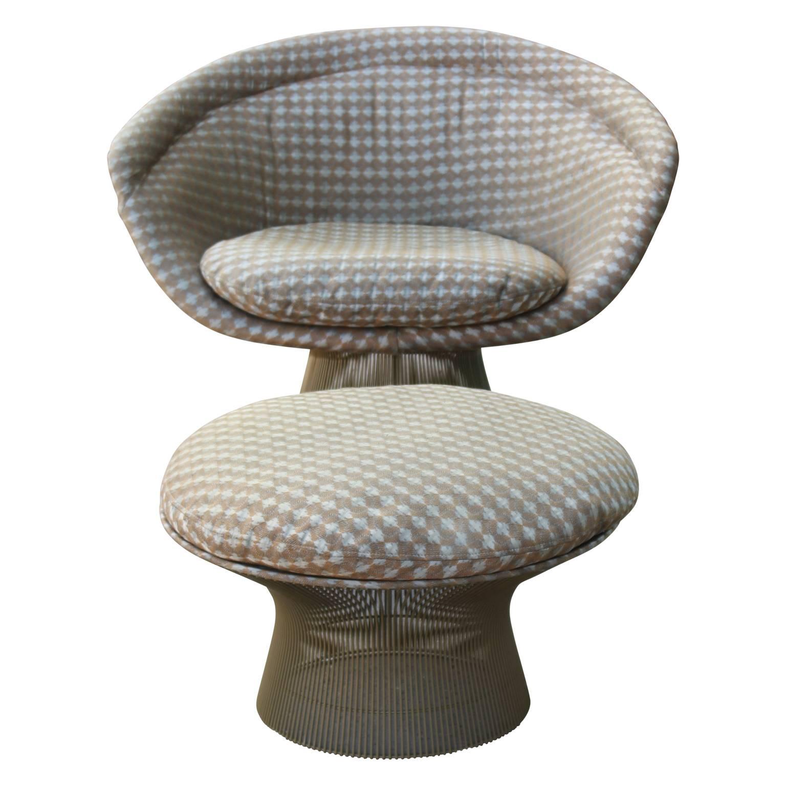Mid-Century Modern Modern Warren Platner Lounge Chair and Ottoman with Grey Finish Knoll