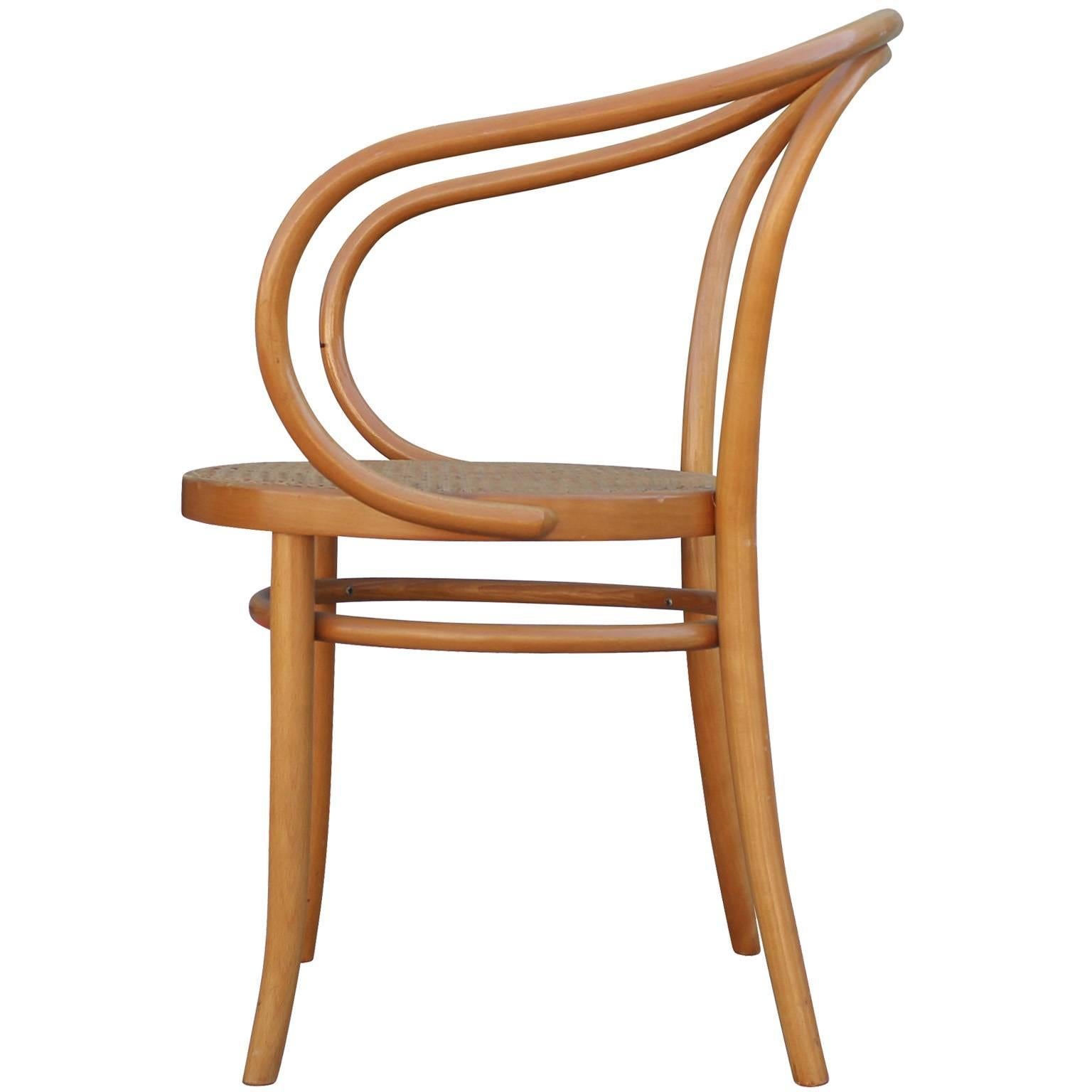 Sechser-Set Thonet 209 Bugholz und Rohrgeflecht Esszimmerstühle (Frühes 20. Jahrhundert)