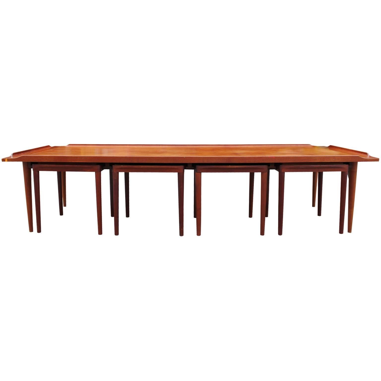 Mid Century Modern Danish Coffee Table with Reversible Stools / Tables In Excellent Condition In Houston, TX
