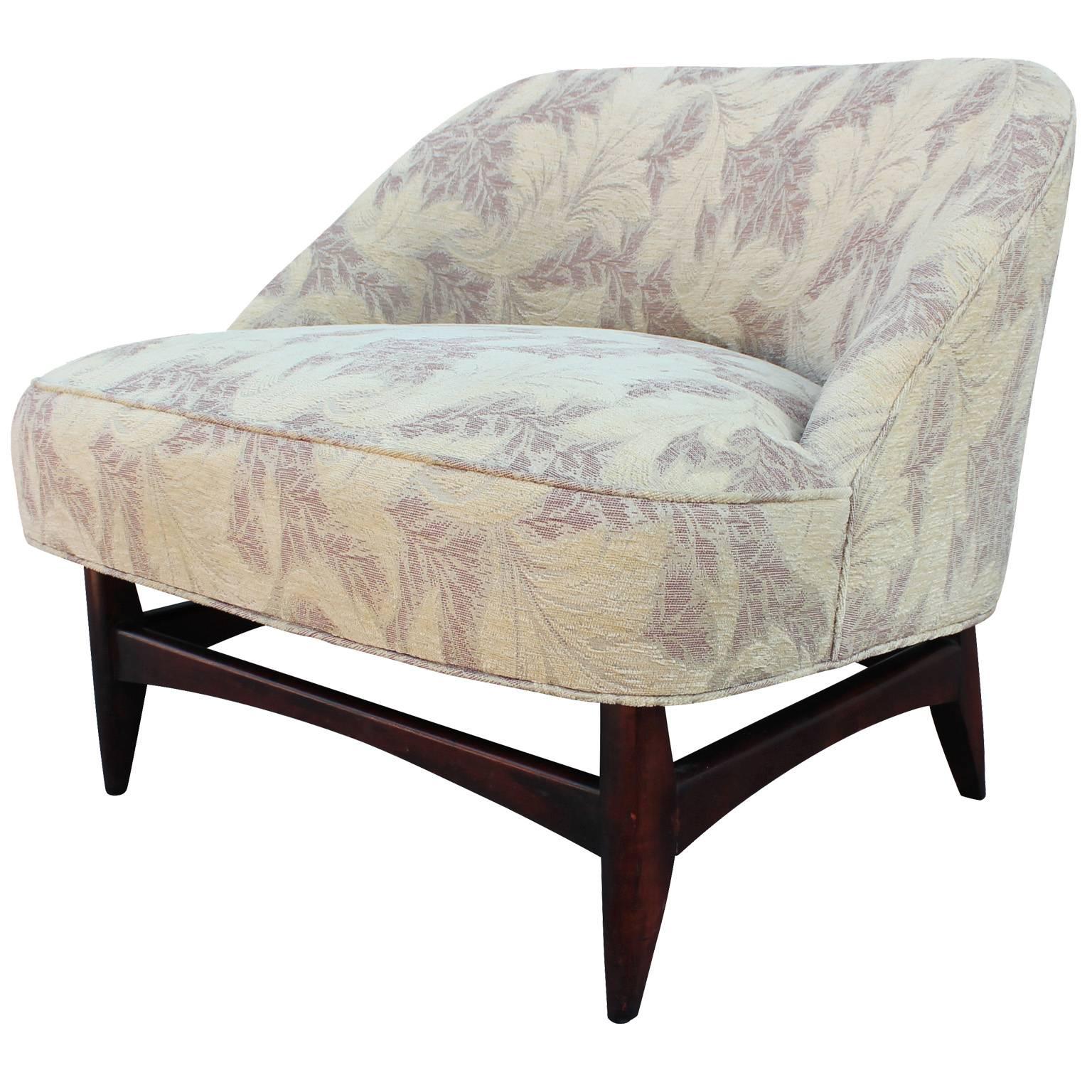 Mid-Century Modern Elegant Mid Century Modern Pair of Low Profile Slipper Lounge Chairs