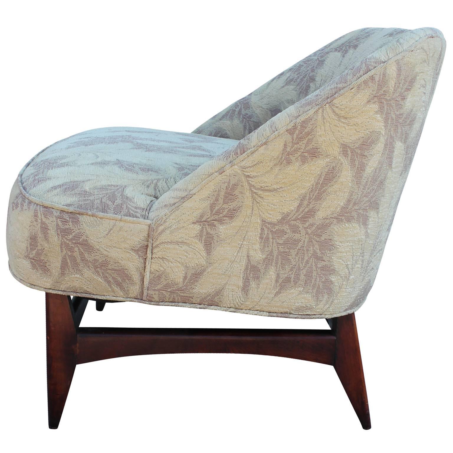 American Elegant Mid Century Modern Pair of Low Profile Slipper Lounge Chairs