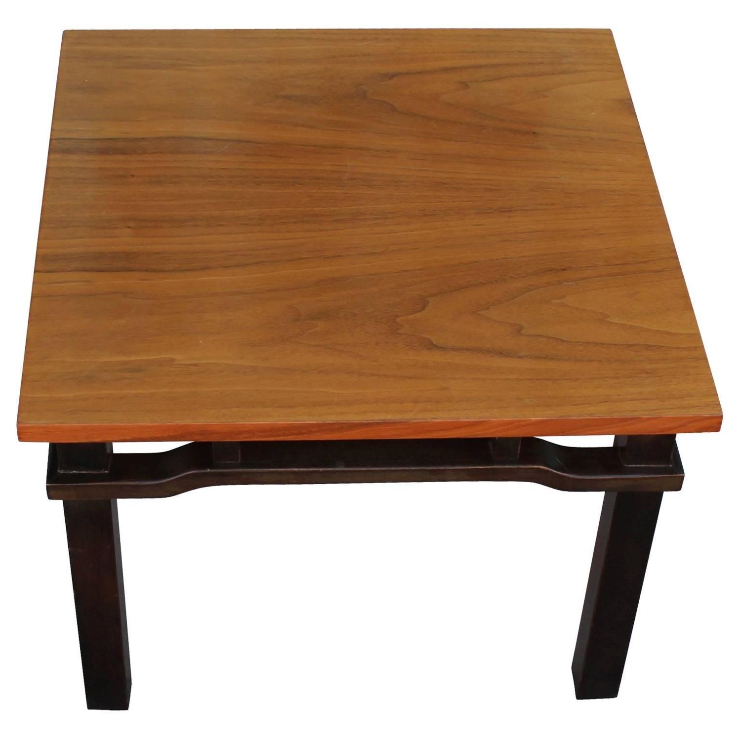 Elegant Pair of Two Tone Walnut Side Tables For Sale at 1stdibs