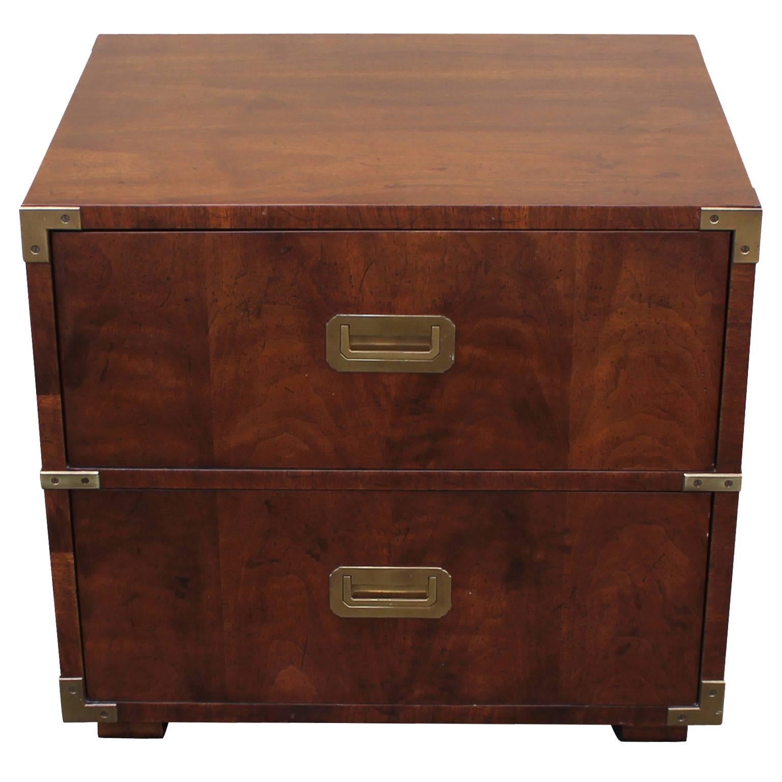 Late 20th Century Lovely Pair of Campaign Style Nightstands or Side Tables by Henredon