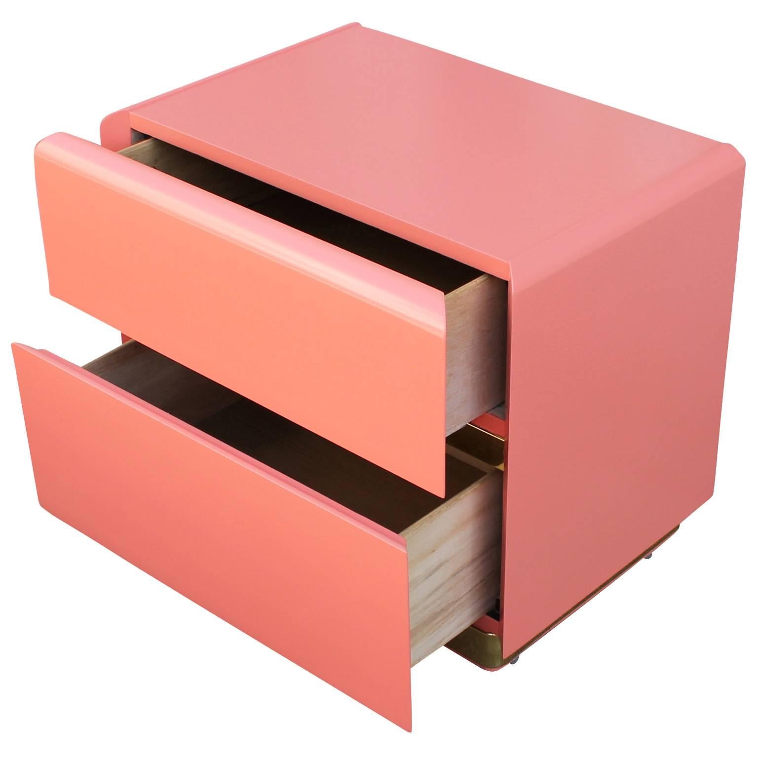 Glamorous Pair of Coral Lacquer and Brass Nightstands 1