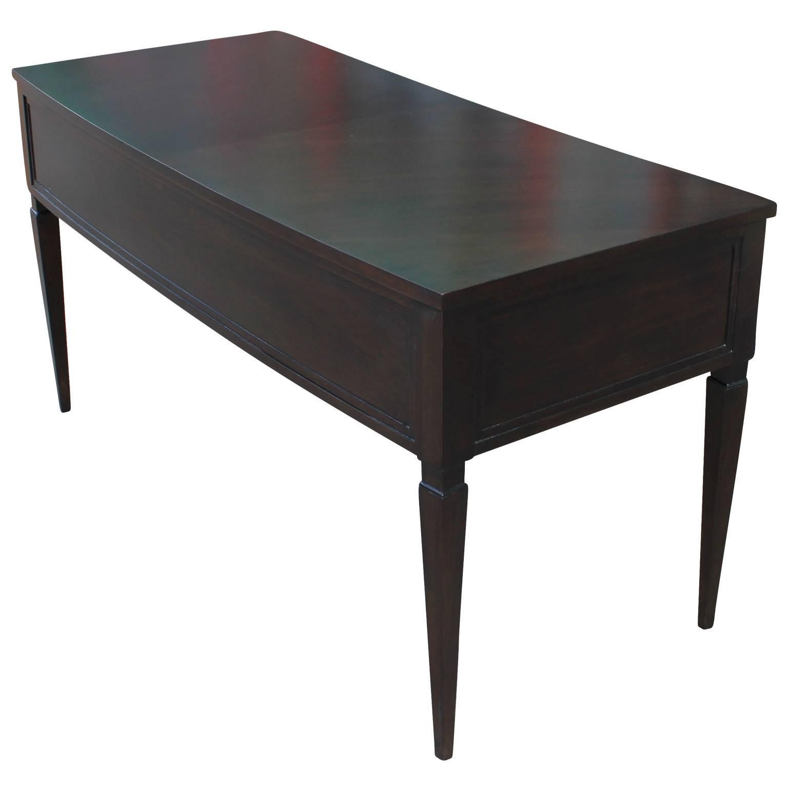 Elegant Black/ Ebonized Executive Desk by Mount Airy In Excellent Condition In Houston, TX