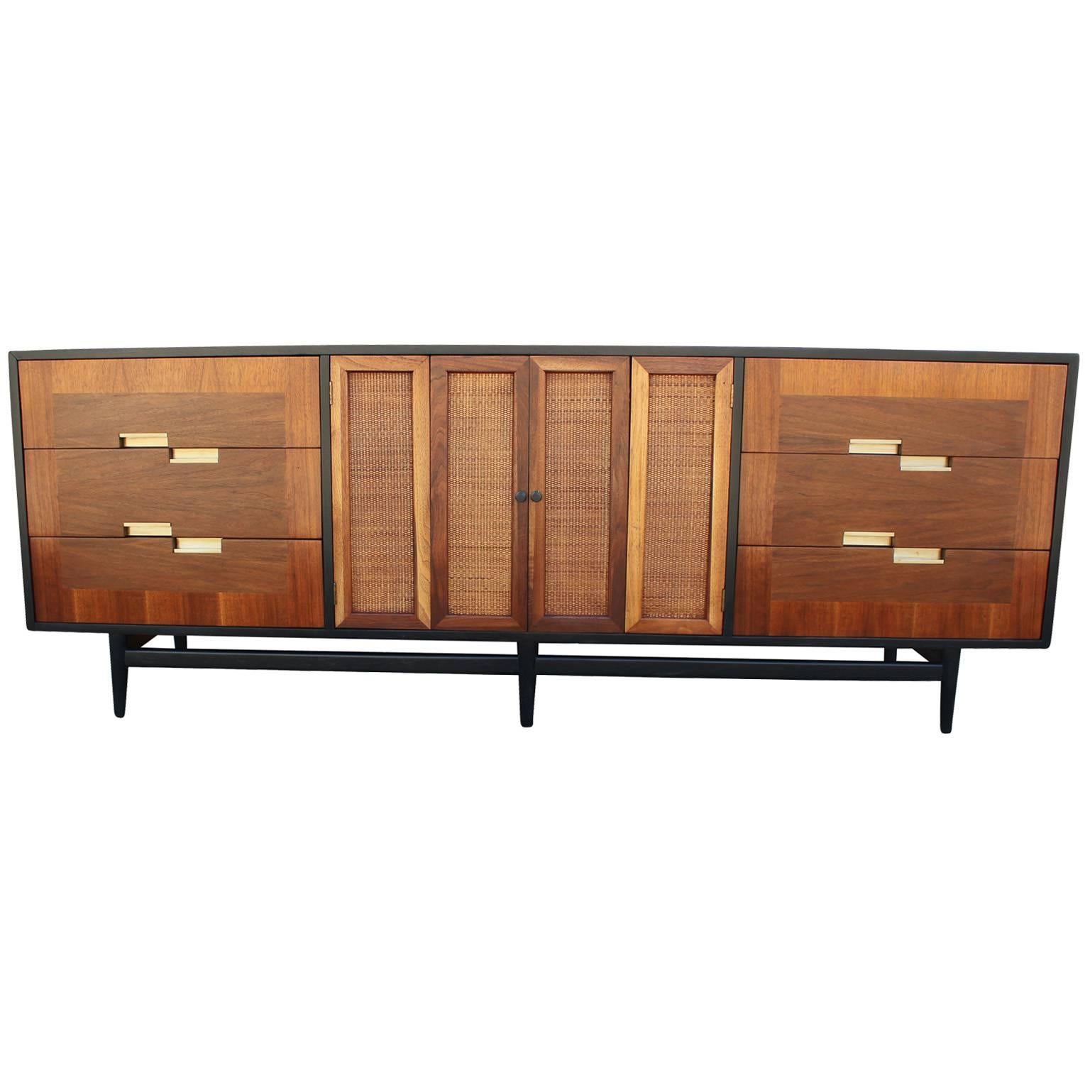 Mid-Century Modern Two-Tone American of Martinsville Dresser with Brass and Raffia Accents