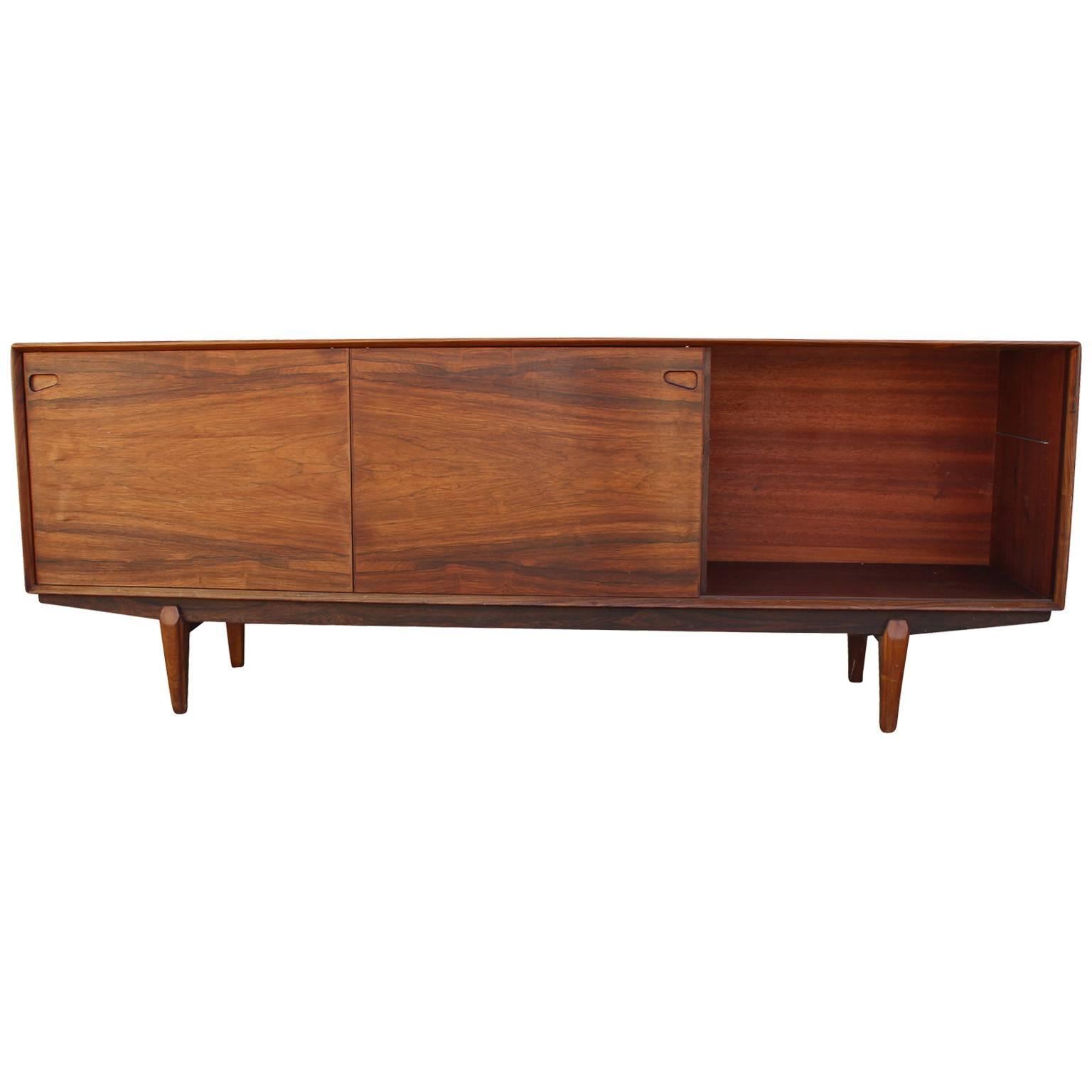 Mid-Century Modern Excellent Skovby Rosewood Credenza and Hutch