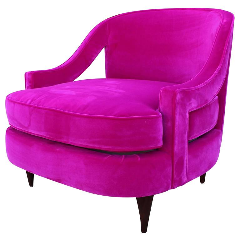 Glamorous Fuchsia Pink Velvet Lounge Chair