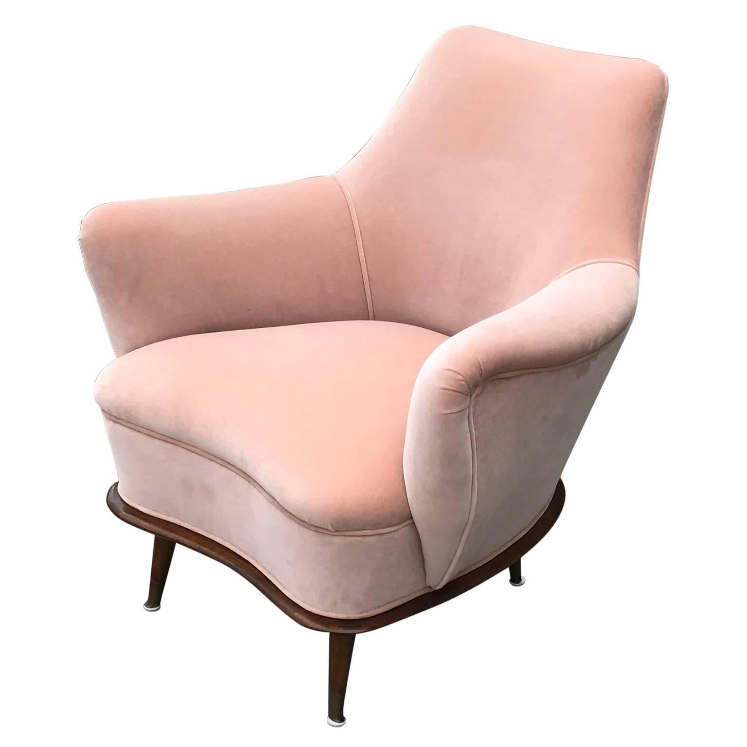 Mid-20th Century Lovely Modern Pair of Blush / Pink Velvet Italian Lounge Chairs