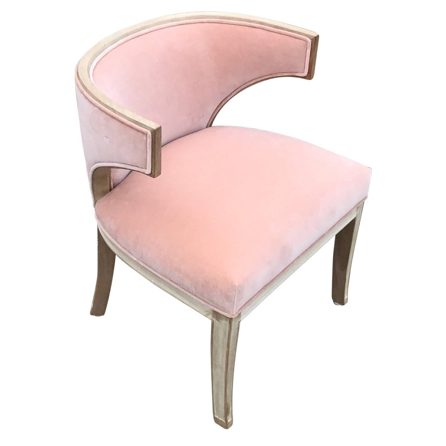 Set of Four Klismos Blush / Pink Velvet Bleached Modern Club Chairs In Excellent Condition In Houston, TX