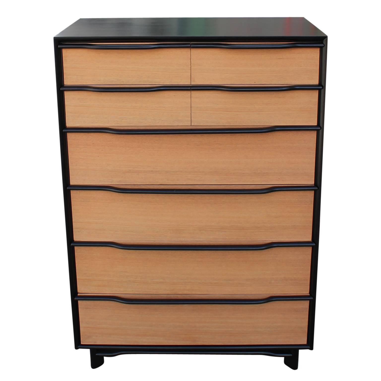 Mahogany Two Tone Modern Tall Dresser by Hickory Manufacturing In Excellent Condition In Houston, TX