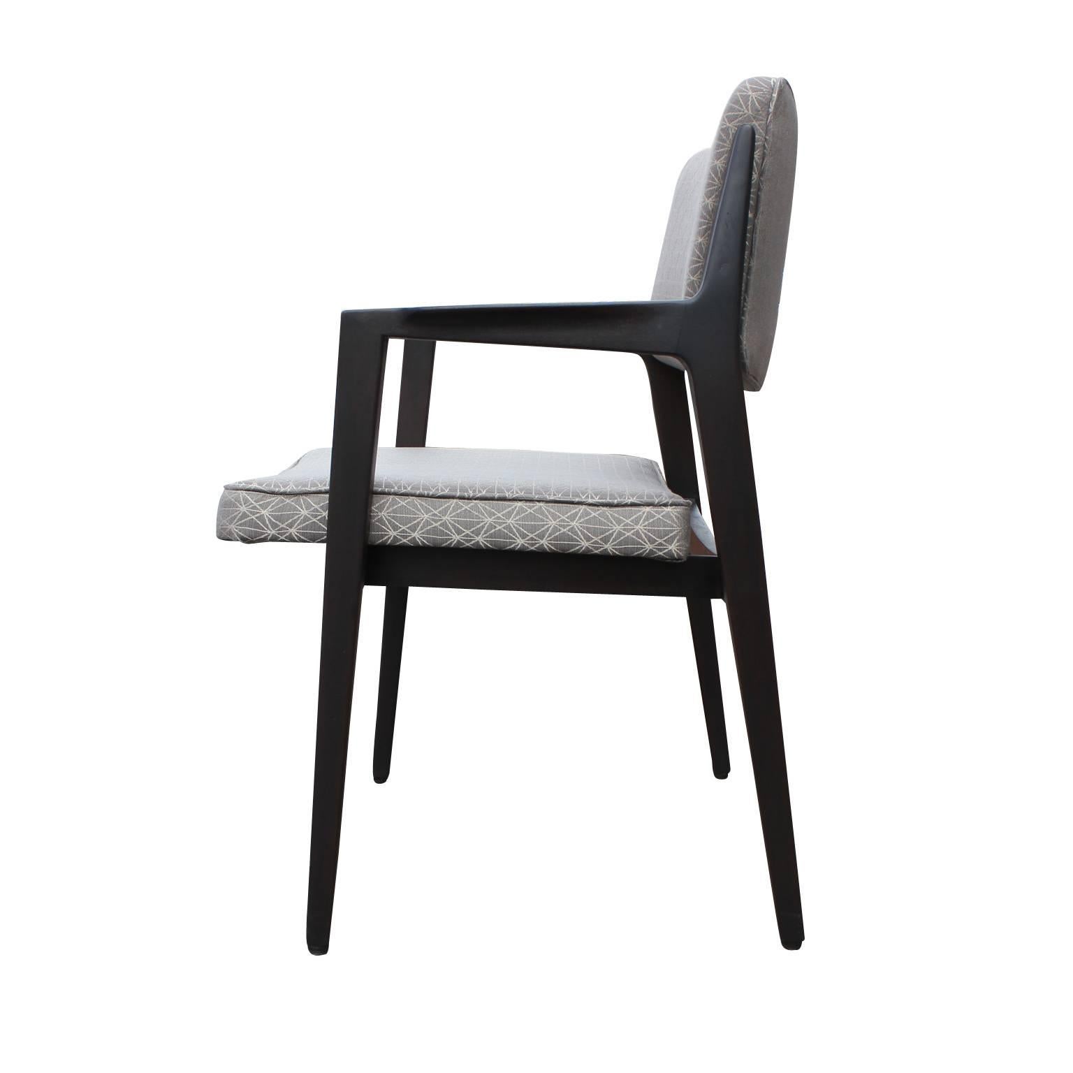 Set of Four Italian Modern Charcoal Dining Armchairs in Grey Patterned Fabric In Excellent Condition In Houston, TX