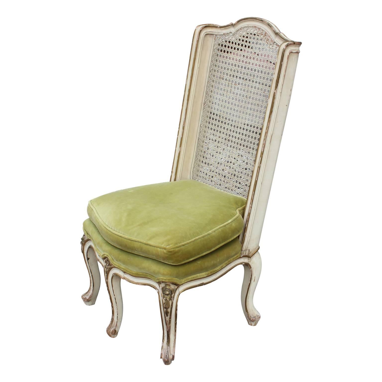 French Louis XIV Five Legged Cane Back Chair in Green Velvet In Good Condition In Houston, TX