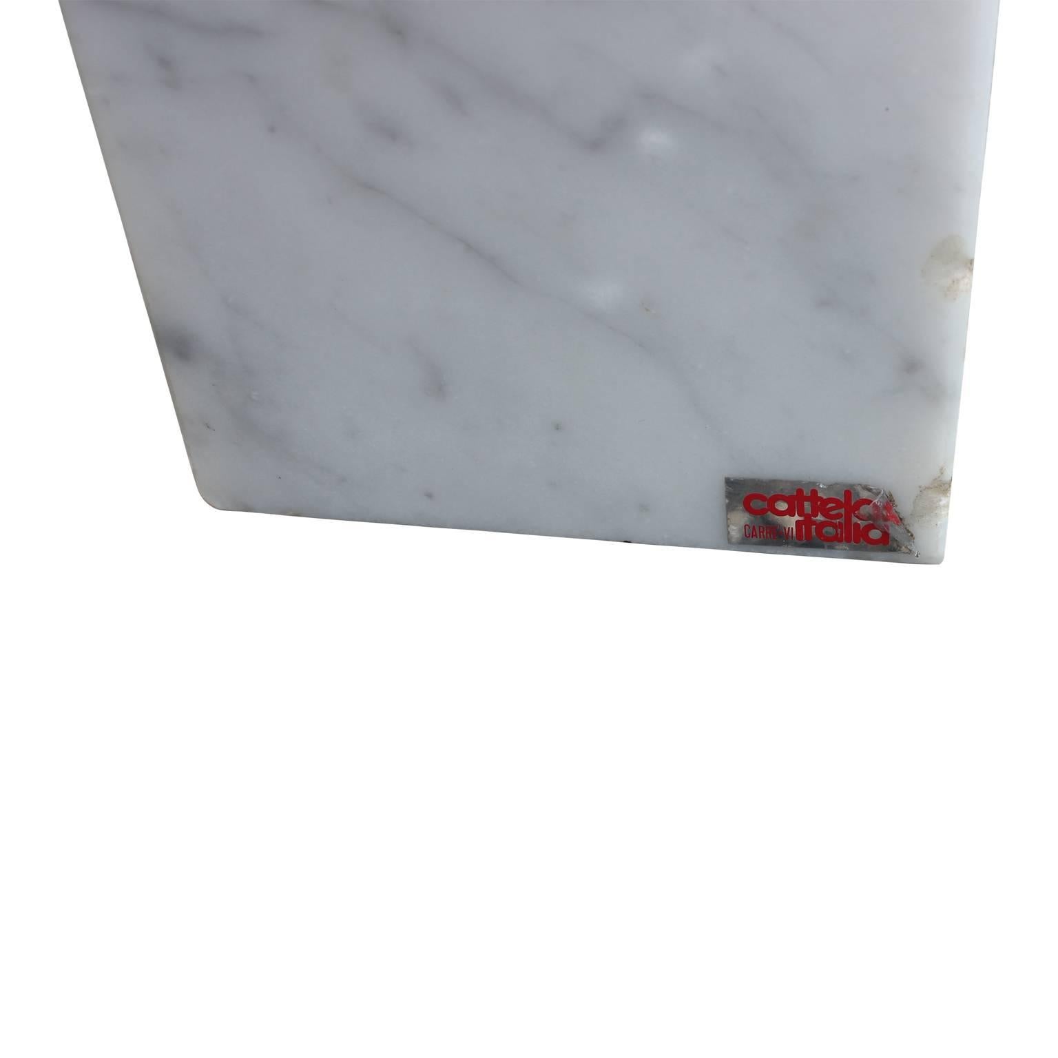 Modern Square Glass Cattelan Coffee Table with Carrara Marble Bases In Excellent Condition In Houston, TX