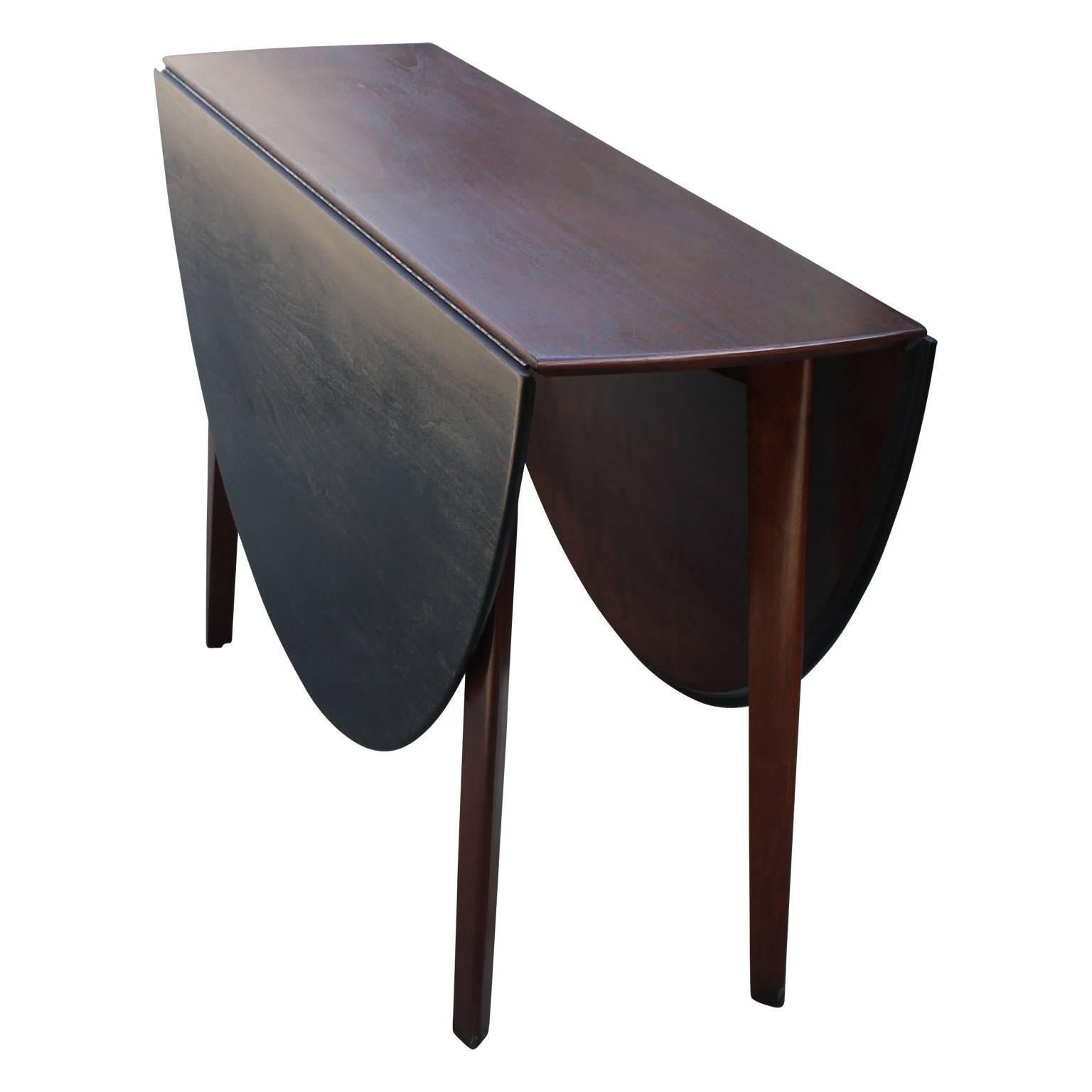 Modern Edward Wormley for Dunbar Two-Tone Walnut Drop-Leaf Dining Table In Excellent Condition In Houston, TX