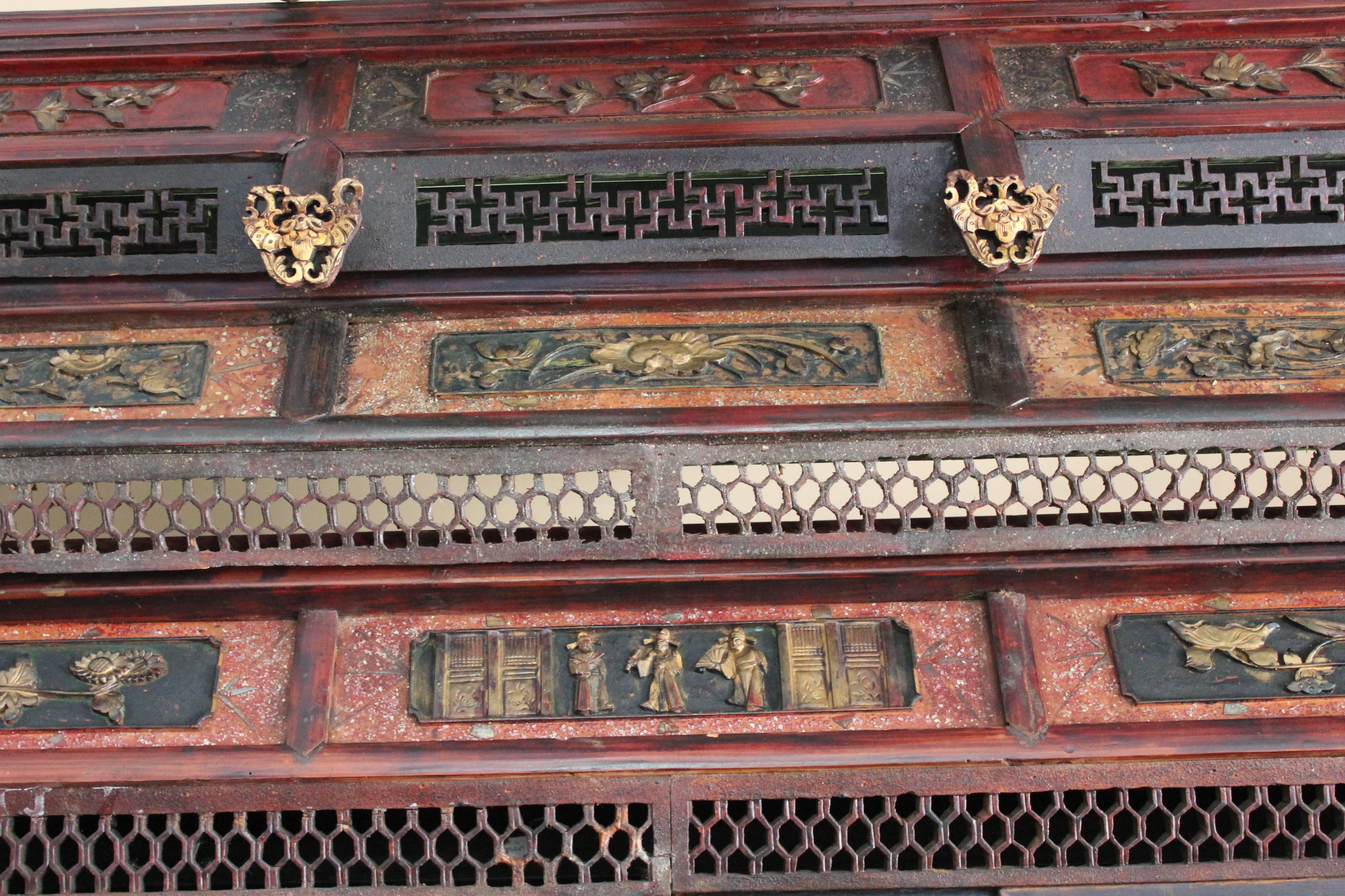 Traditional Chinese Wedding Bed with Platform and Hand-Carved Detailing In Good Condition In Houston, TX