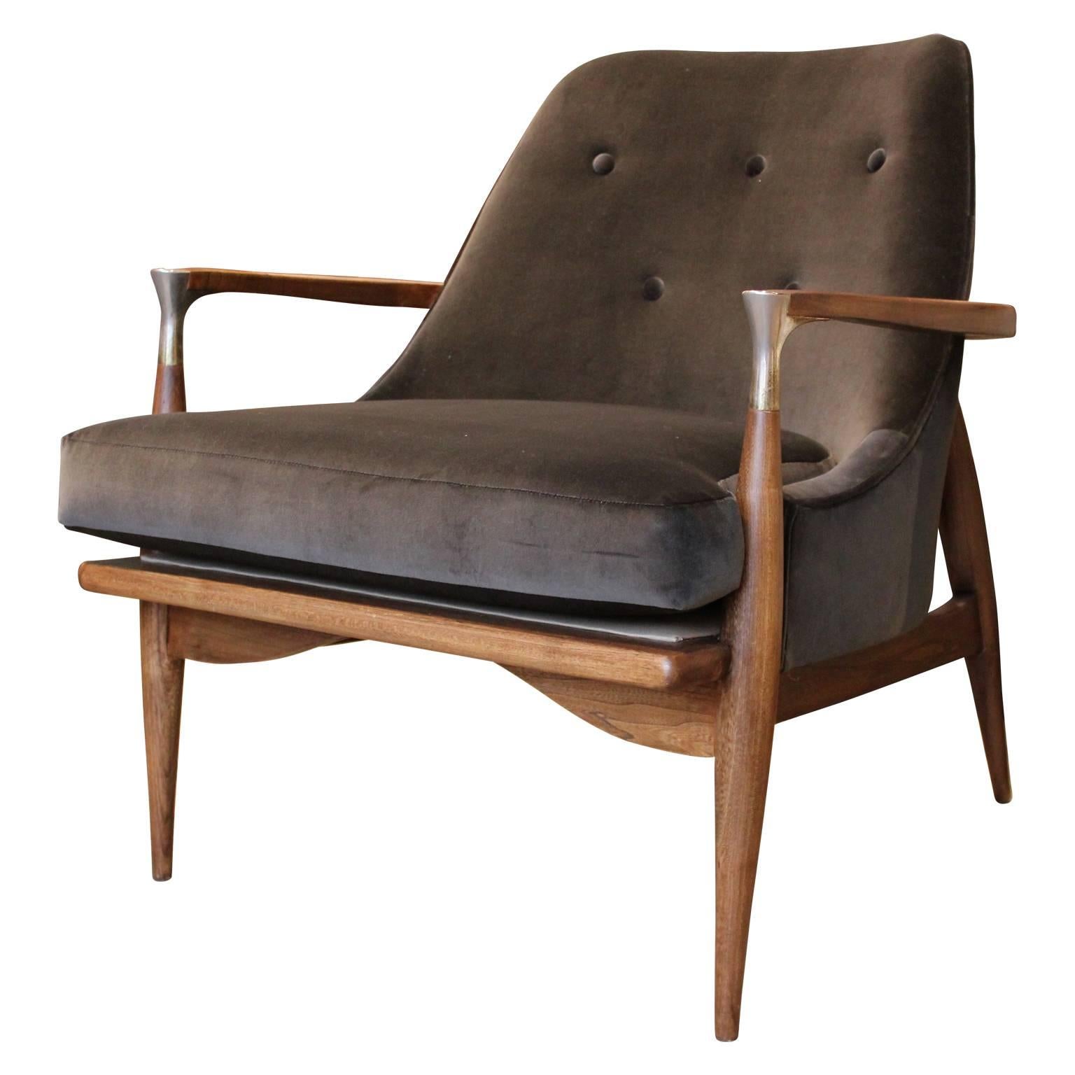 Mid-20th Century Modern Danish Kofod-Larsen Style Lounge Chair in Grey Velvet with Walnut Finish