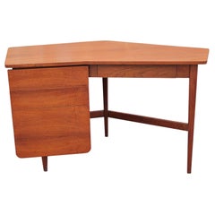 Modern Bertha Schaefer & Gio Ponti for Singer & Sons Italian Walnut Desk