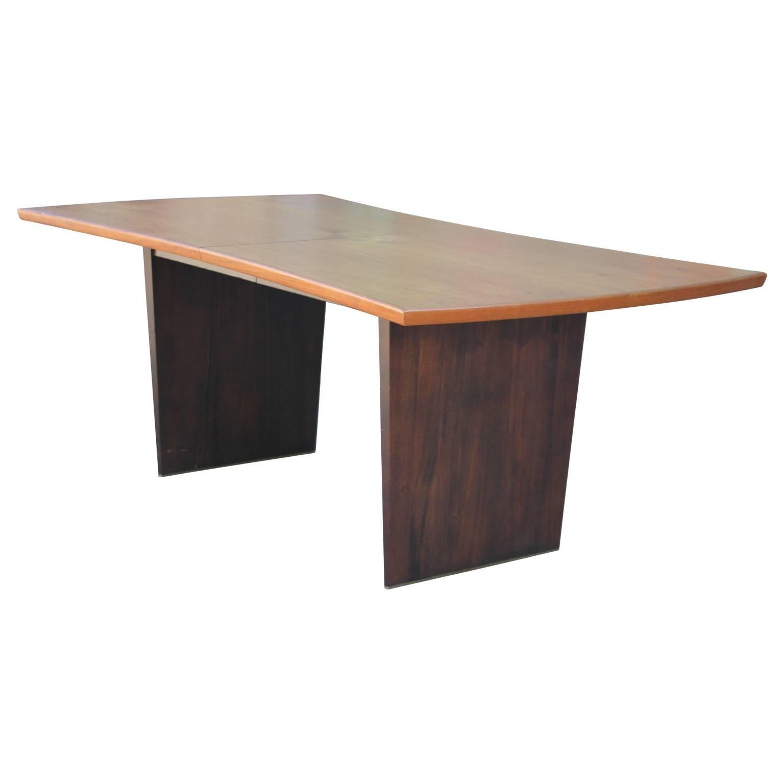 Modern Harvey Probber Rosewood and Teak Two-Leaf Bow Tie Dining Table 2