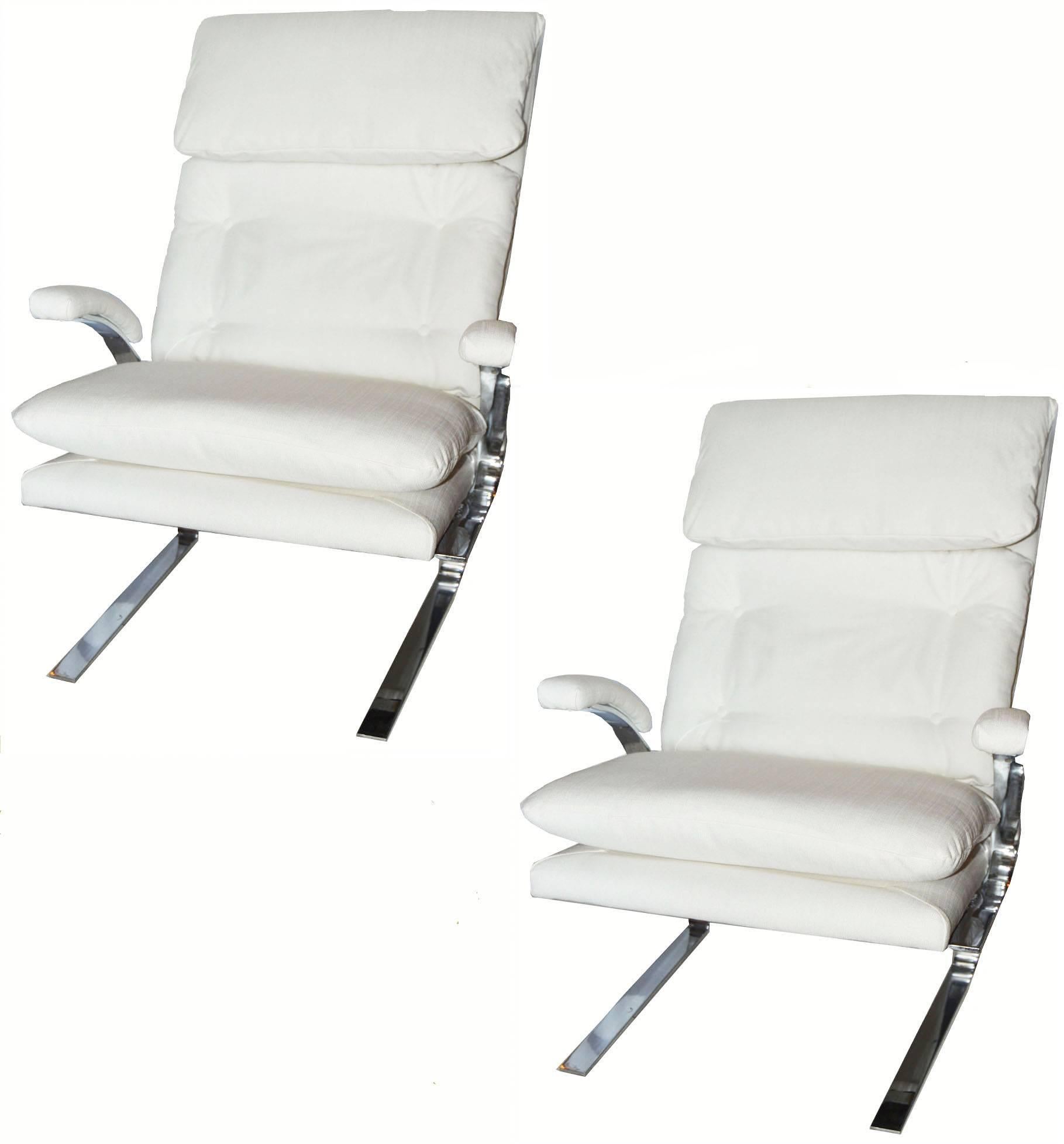 Late 20th Century Pair of Milo Baughman Style Lounge Chair For Sale