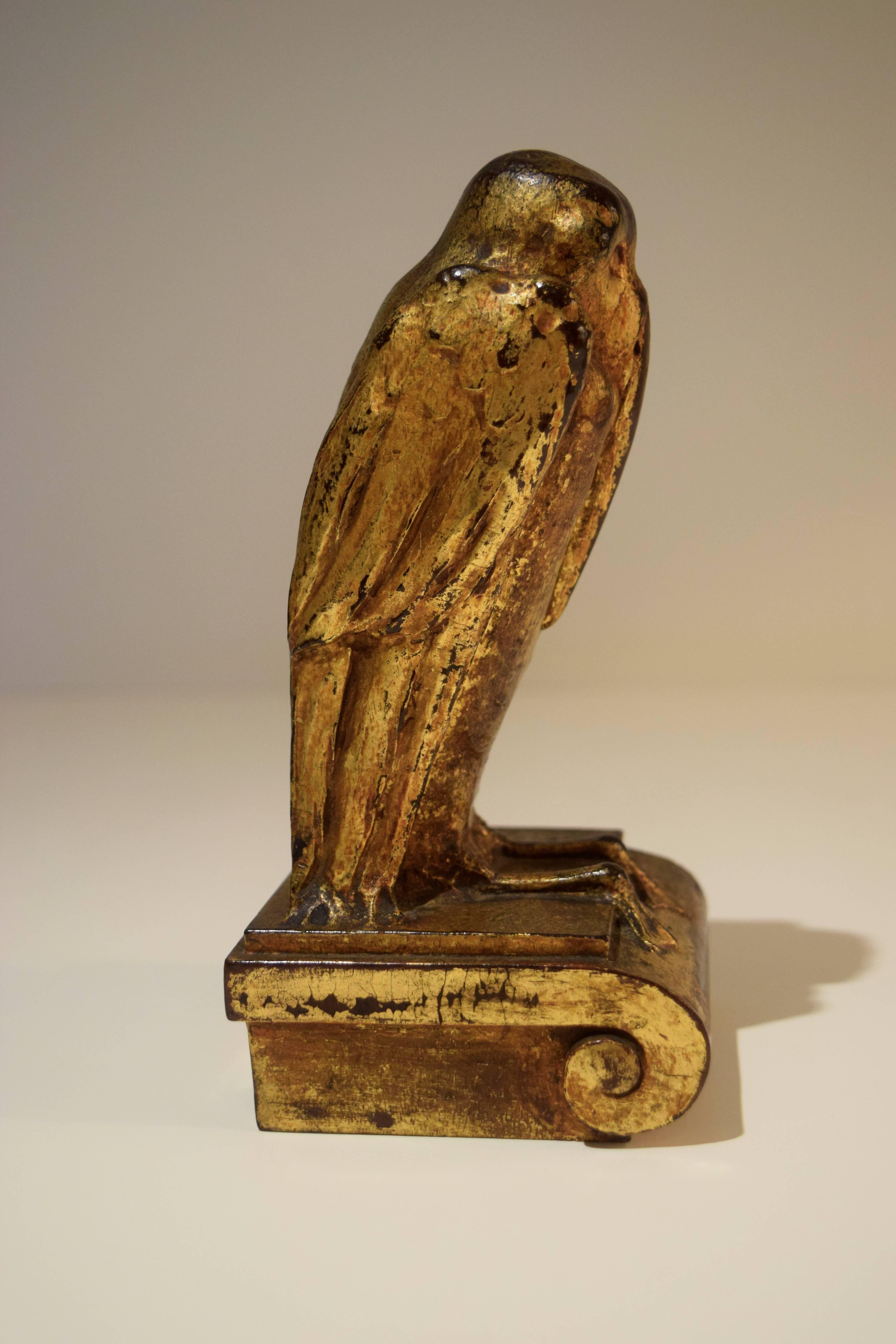 American Arts & Crafts Sculpture of a Pelican, Circa 1910 In Distressed Condition For Sale In New York, NY