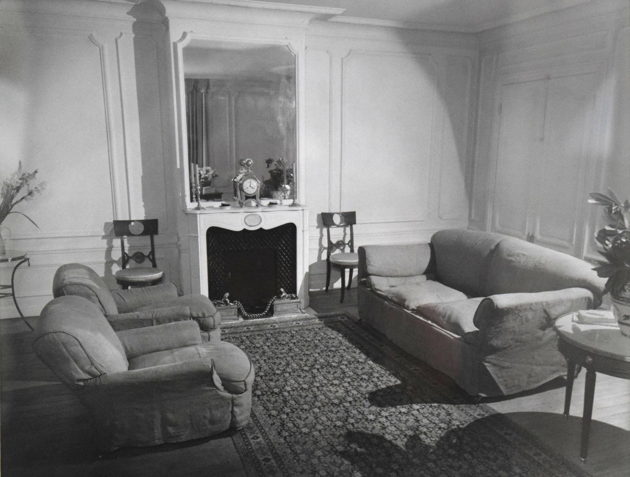 The decorator Jean-Michel Frank helped Eugenia Errazuriz -- "Madame Minimalism" -- decorate her Paris house, and supplied the Giacometti lamp and upholstered furniture. Celebrated for her style, Errazuriz was dressed exclusively by Chanel.