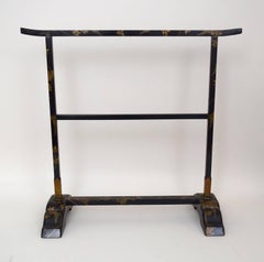 Elegante perchero japonés del periodo Edo