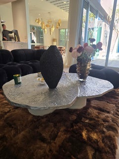 Table basse d'intérieur « Brut », conçue par Roberto Sironi et fabriquée en Italie par Tacchini
