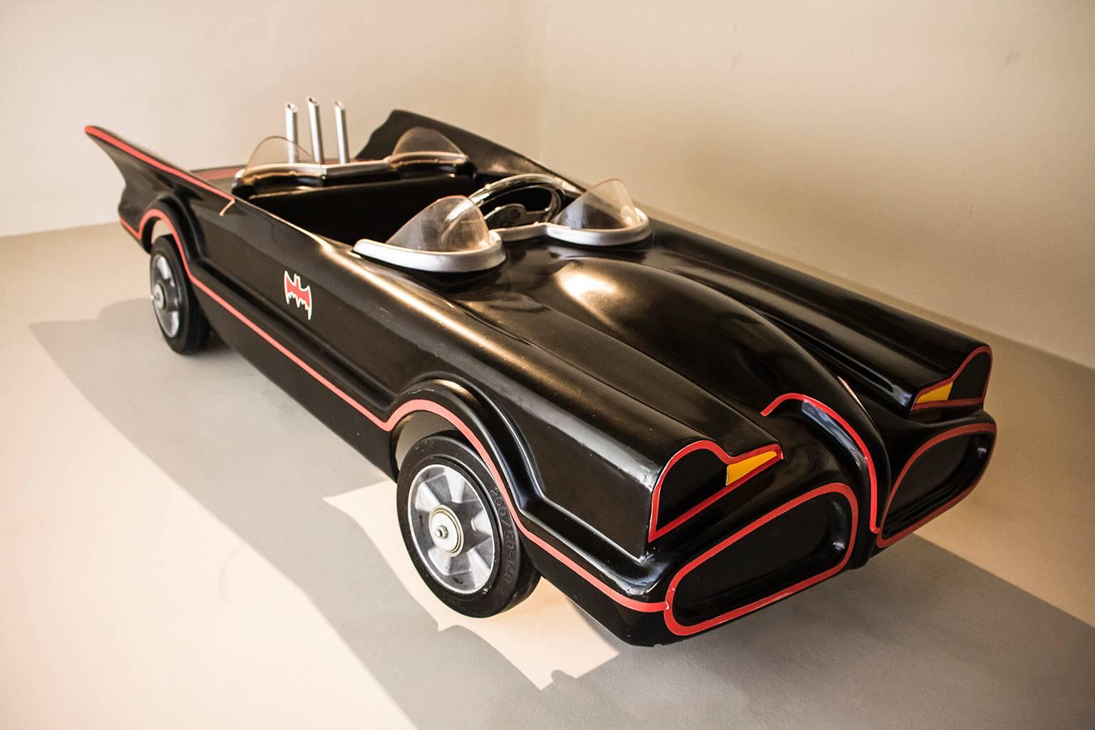 Super Rare 'Batmobile' Anti Crime Batman Pedal Car In Good Condition In Oxfordshire, GB