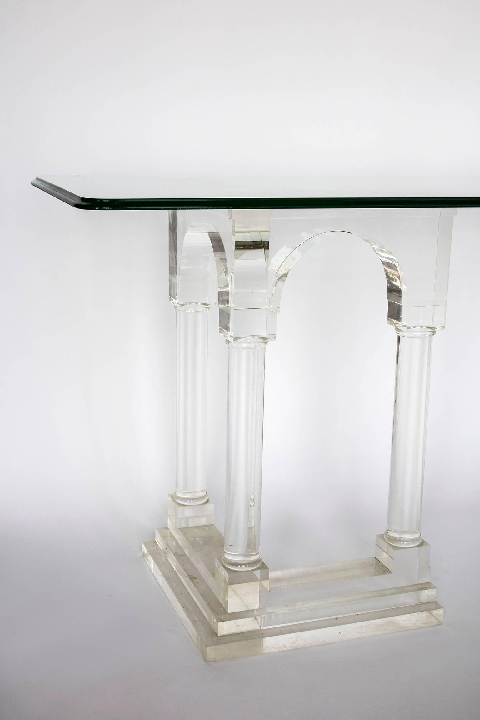 Architectural Pillar Console Table in Perspex Lucite Columns, Mid-Century In Good Condition For Sale In Oxfordshire, GB