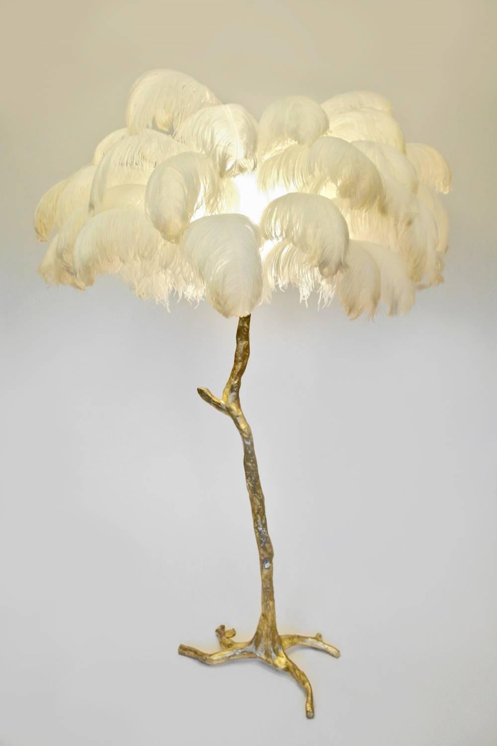 Great Britain (UK) Hollywood Regency Sculptural Ostrich Feather Palm Tree Floor Lamp