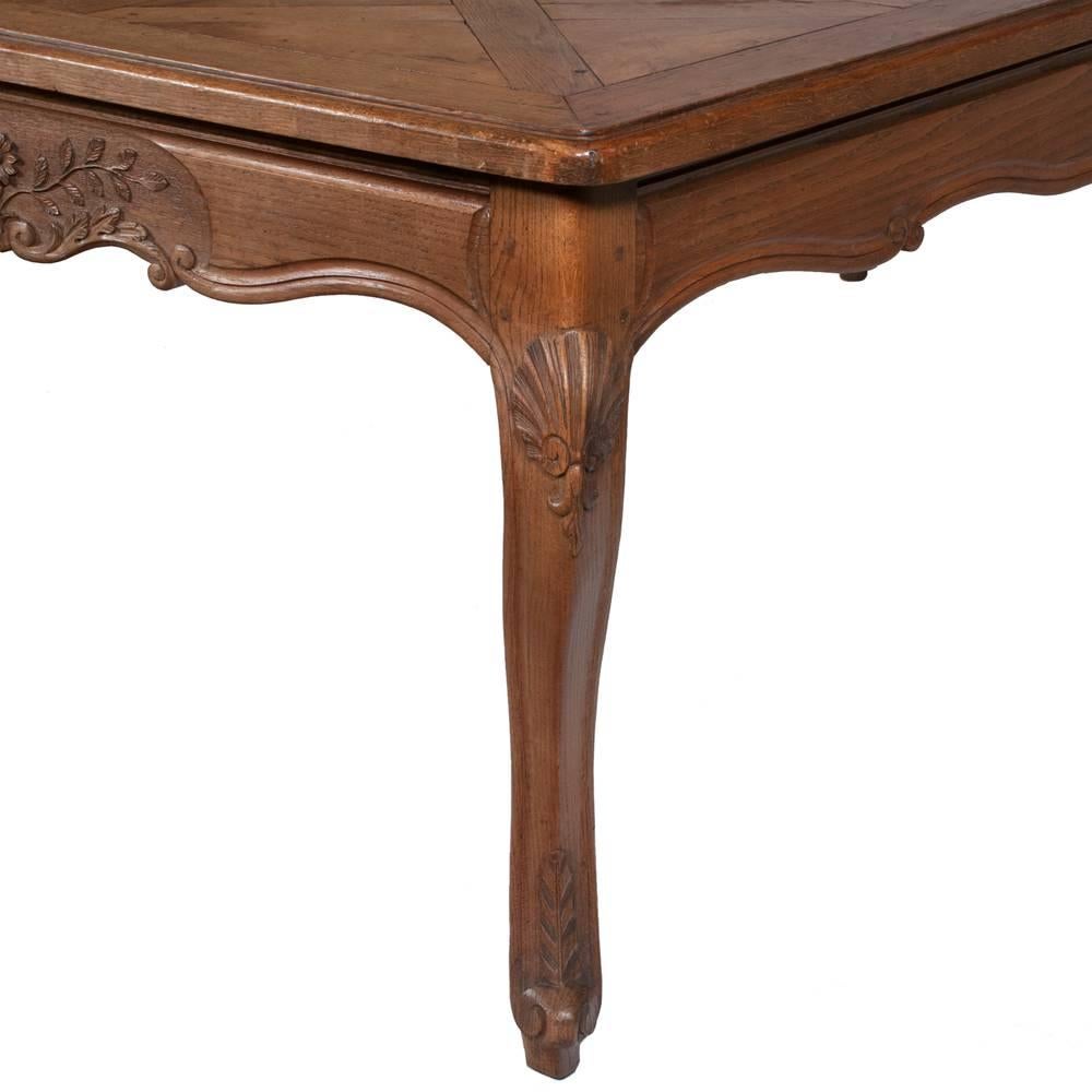 Country French Dining Table For Sale 5