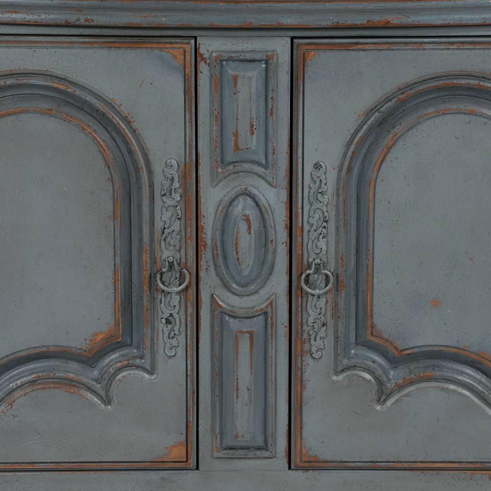 Country French Two-Part Cabinet In Good Condition For Sale In Lawrenceburg, TN