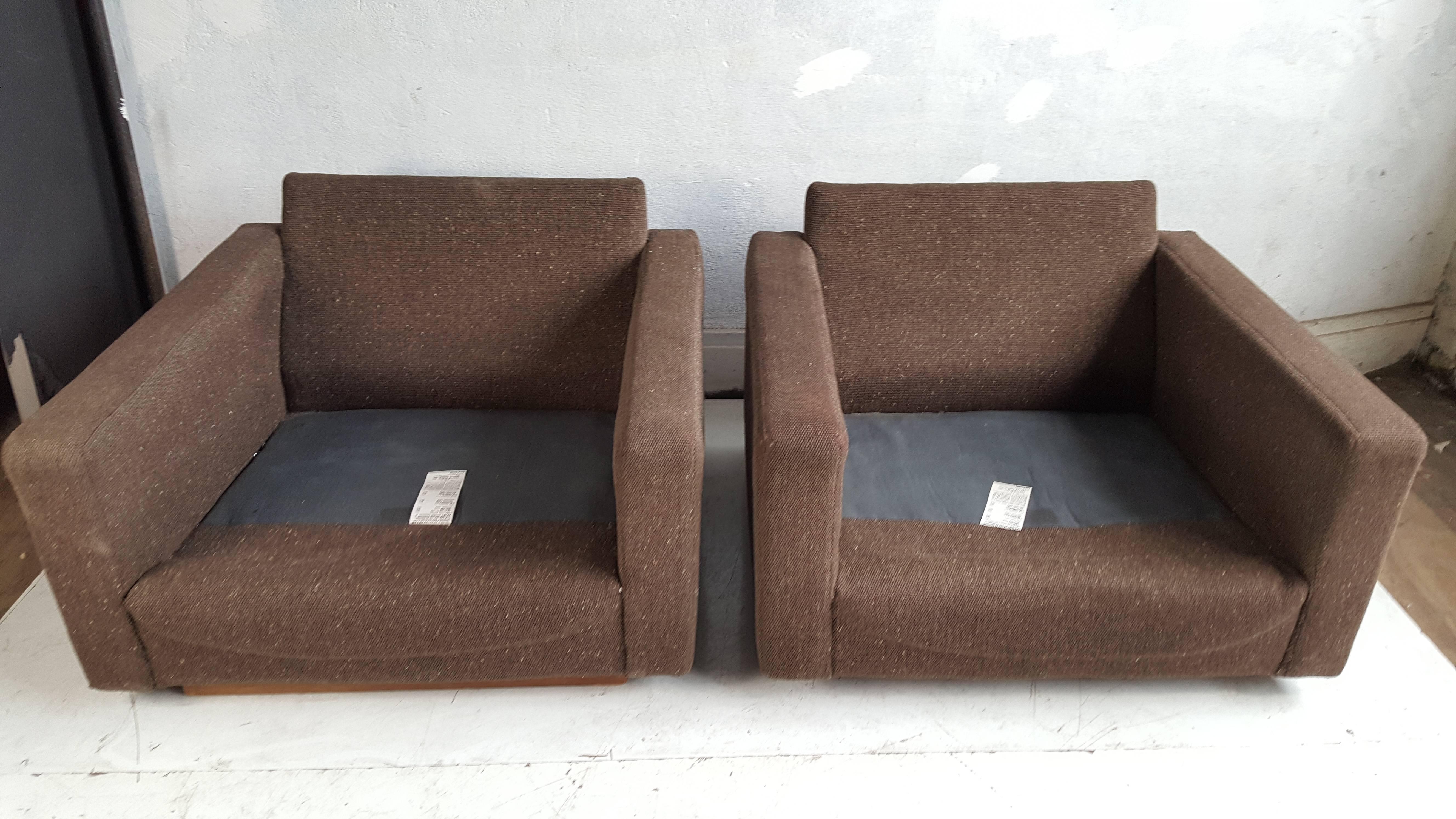 American Pair of Milo Baughman for Thayer Coggin Cube Lounge Chairs