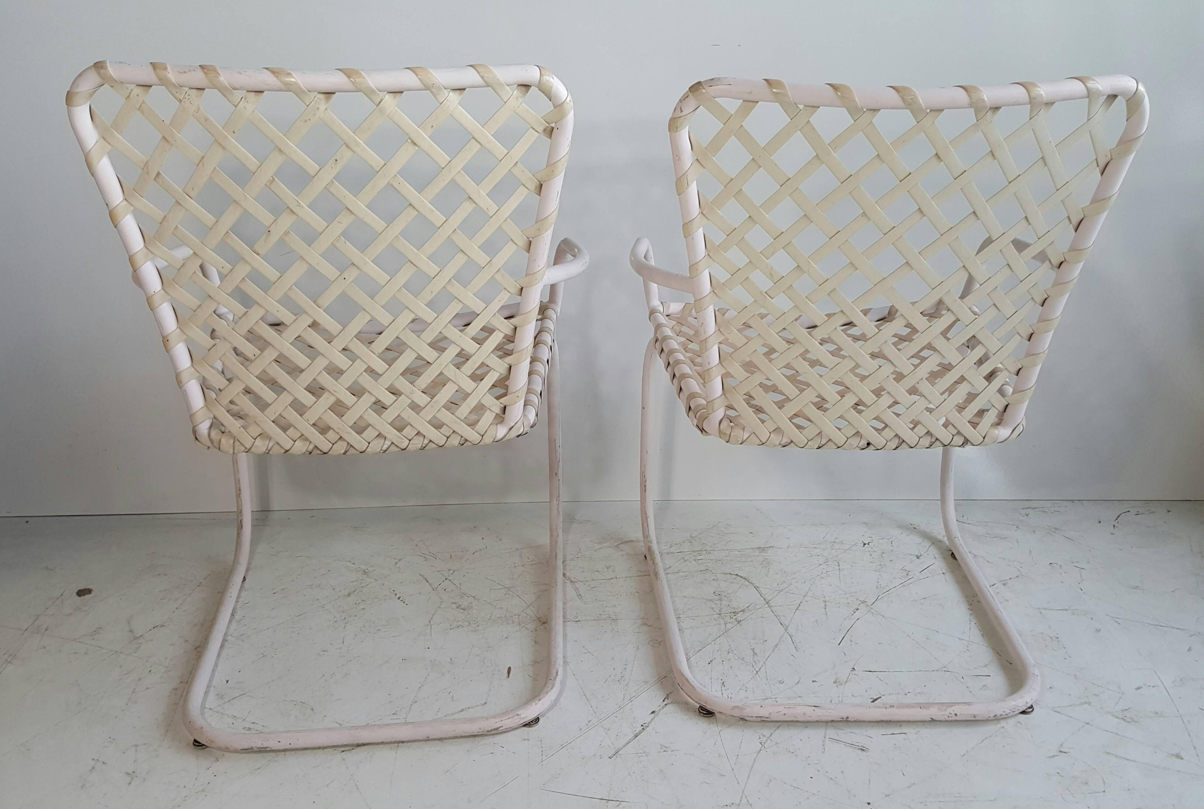 American Pair of Classic Mid-Century Modern Russell Woodard Patio Spring Lounge Chairs