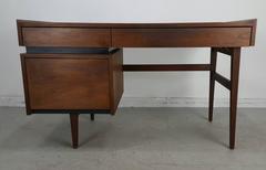 Classic Mid-Century Modern Oiled Walnut Desk by Milo Baughman, Dillingham