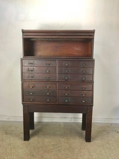 Unusual Globe Wernicke Stacking Cabinet with Bookcase Top, Quarter Sawn Oak