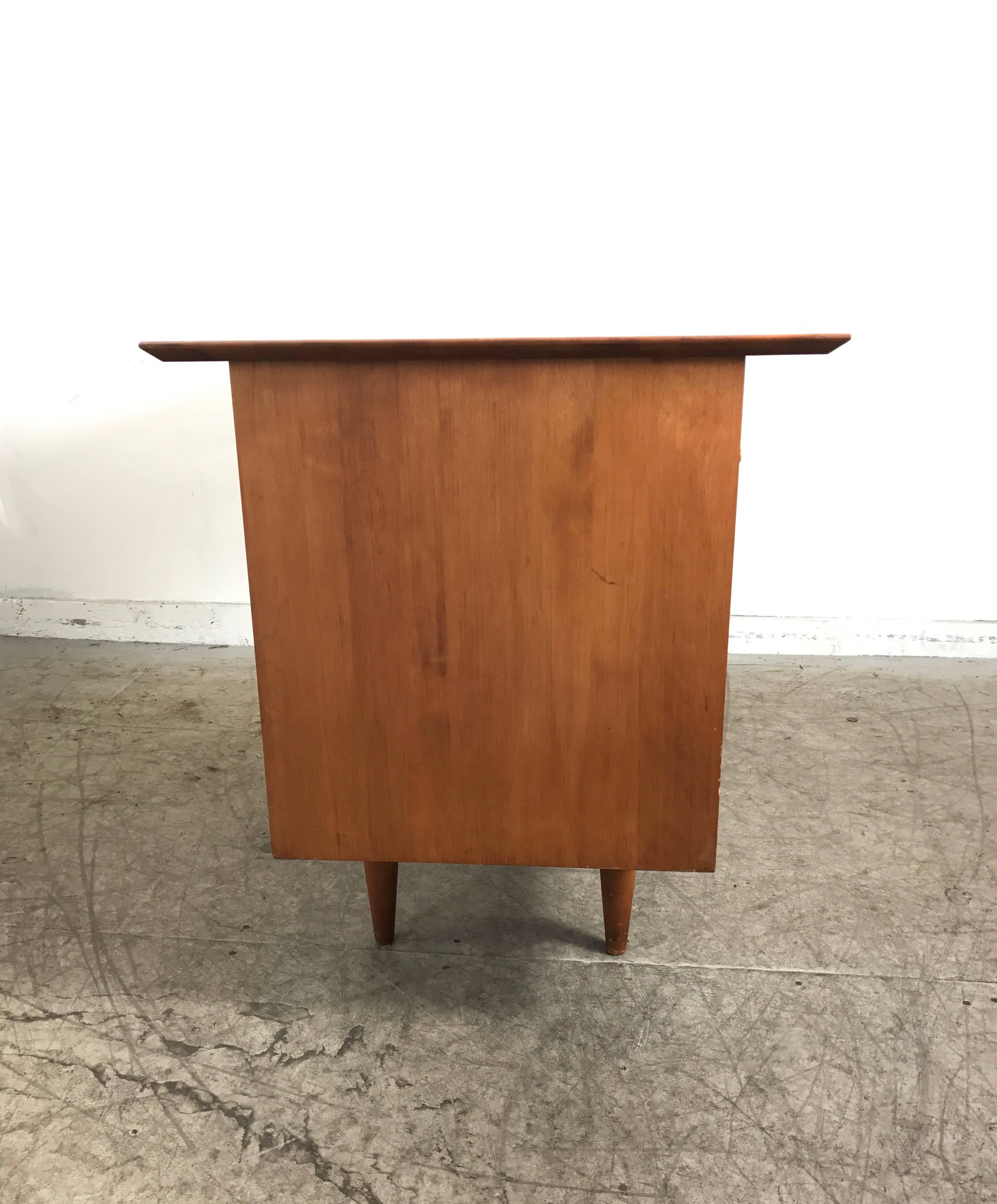 American Classic Modernist Desk by Paul McCobb