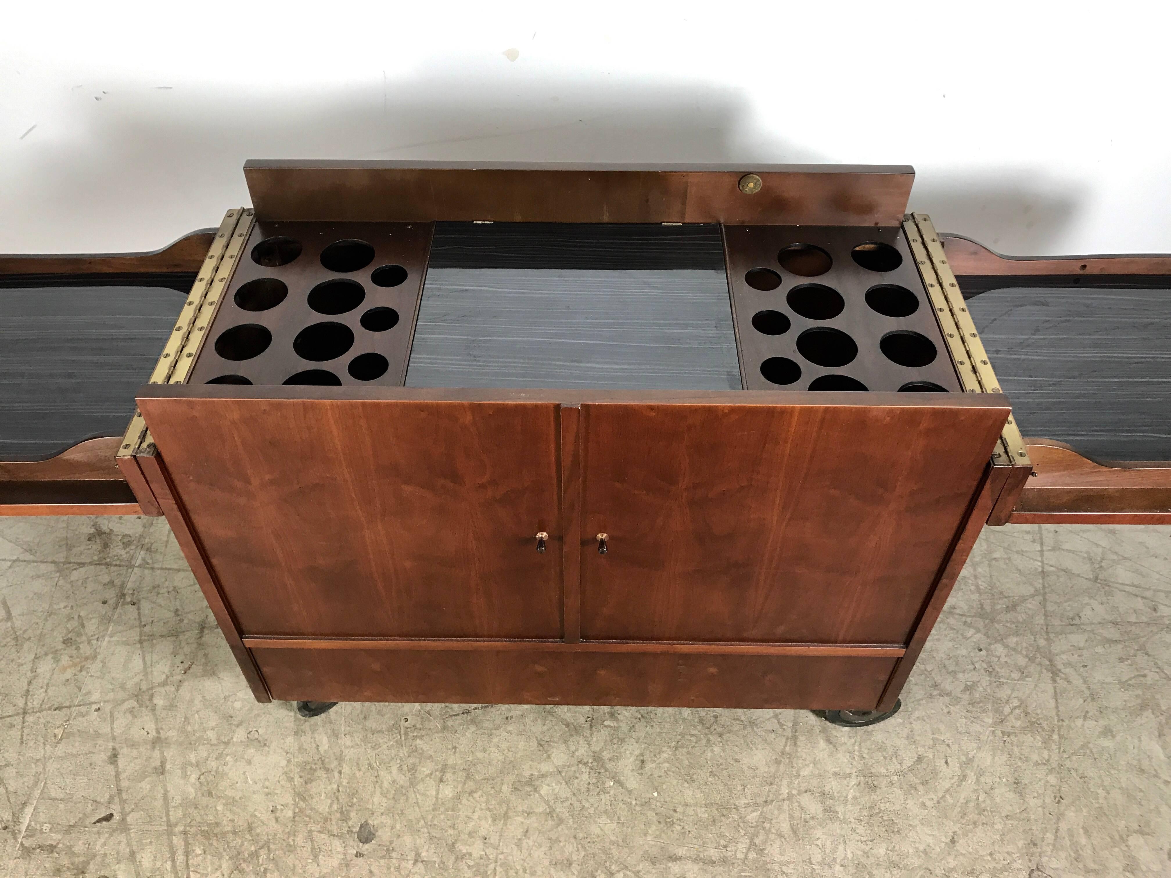 portable rolling bar