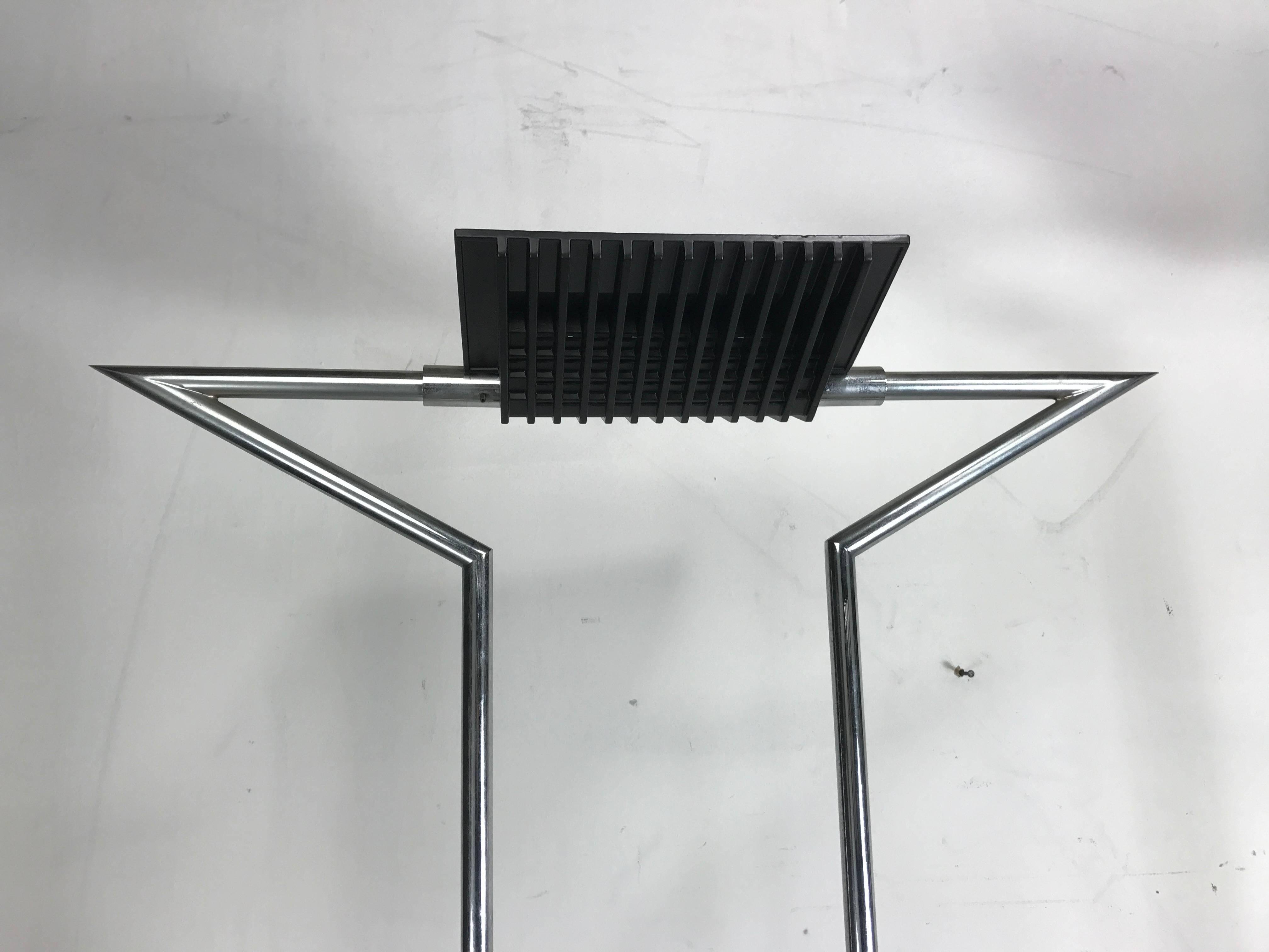Pareja de antorchas de mármol y cromo estilo Menfis, Made in Italy Minimalista en venta